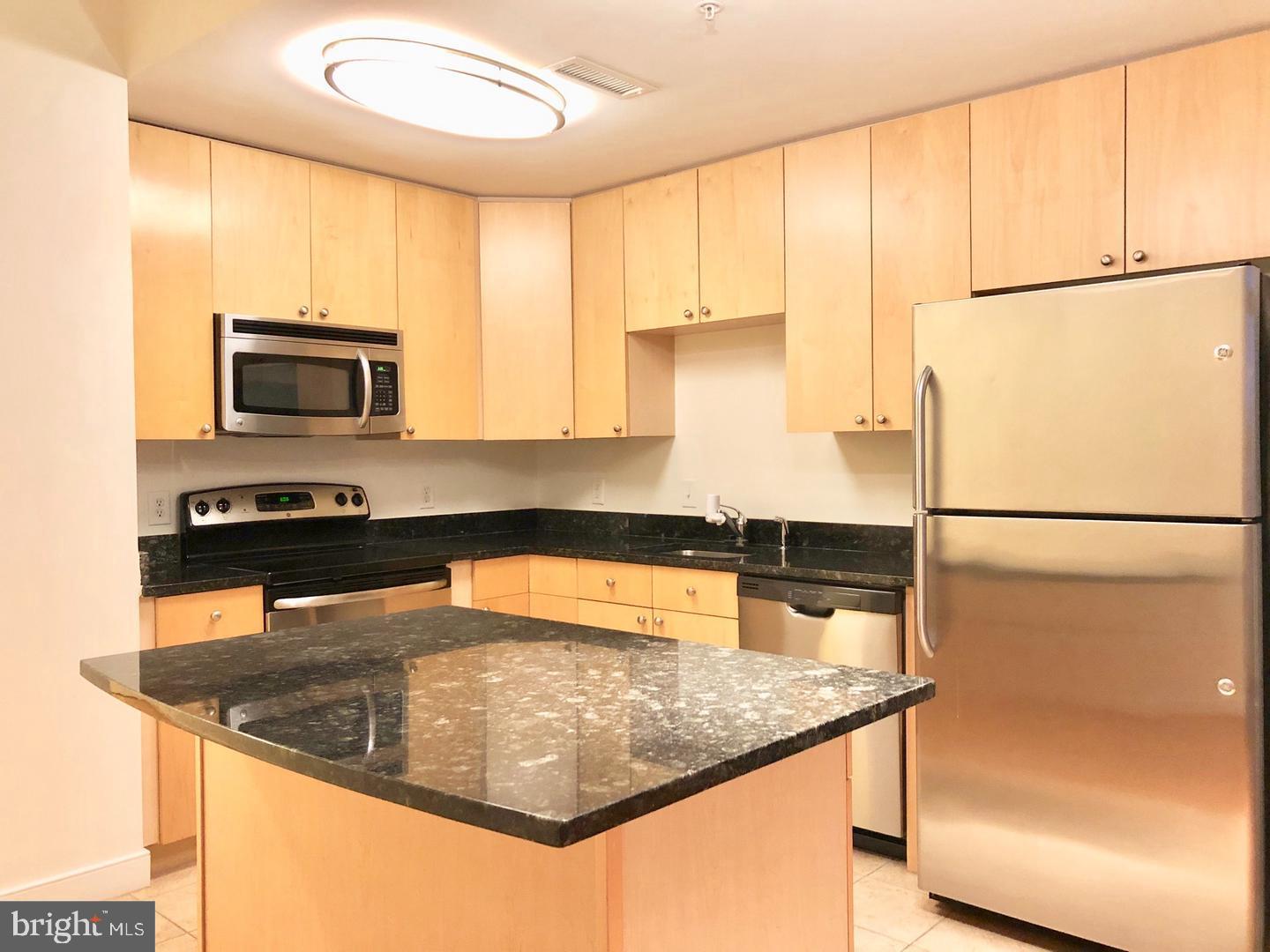 155 POTOMAC PASSAGE 634