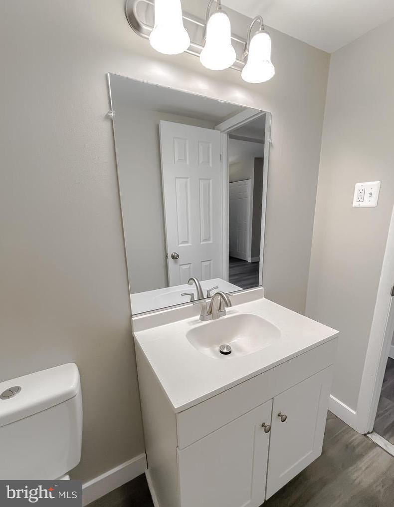 OAK MANOR TWN HSE CONDO - Residential Lease