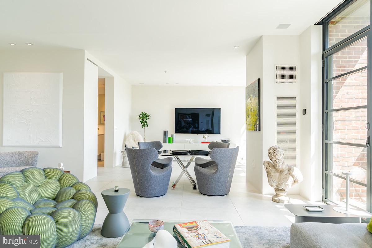 GEORGETOWN - Residential