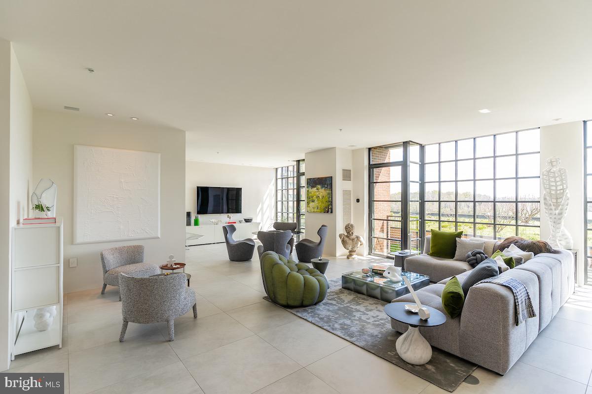 GEORGETOWN - Residential