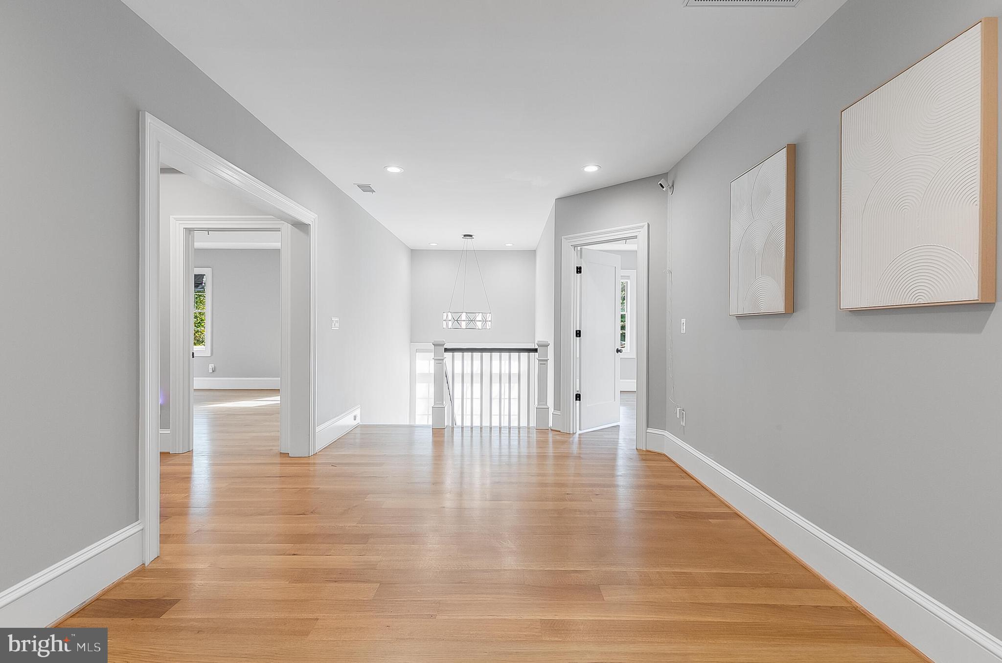 RIVER OAKS - Residential Lease