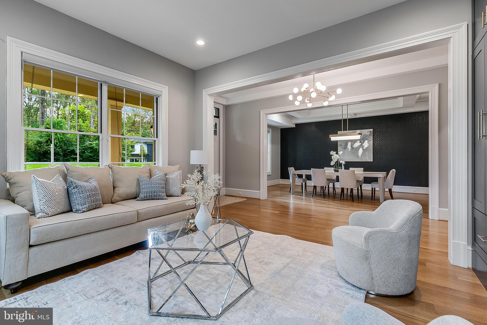 RIVER OAKS - Residential Lease