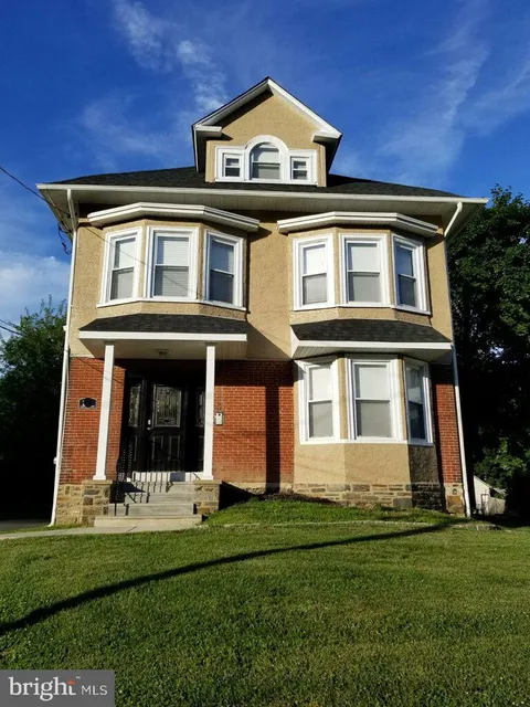 233 Garfield Avenue APT 1, Norwood, PA MLS: PADE2085064