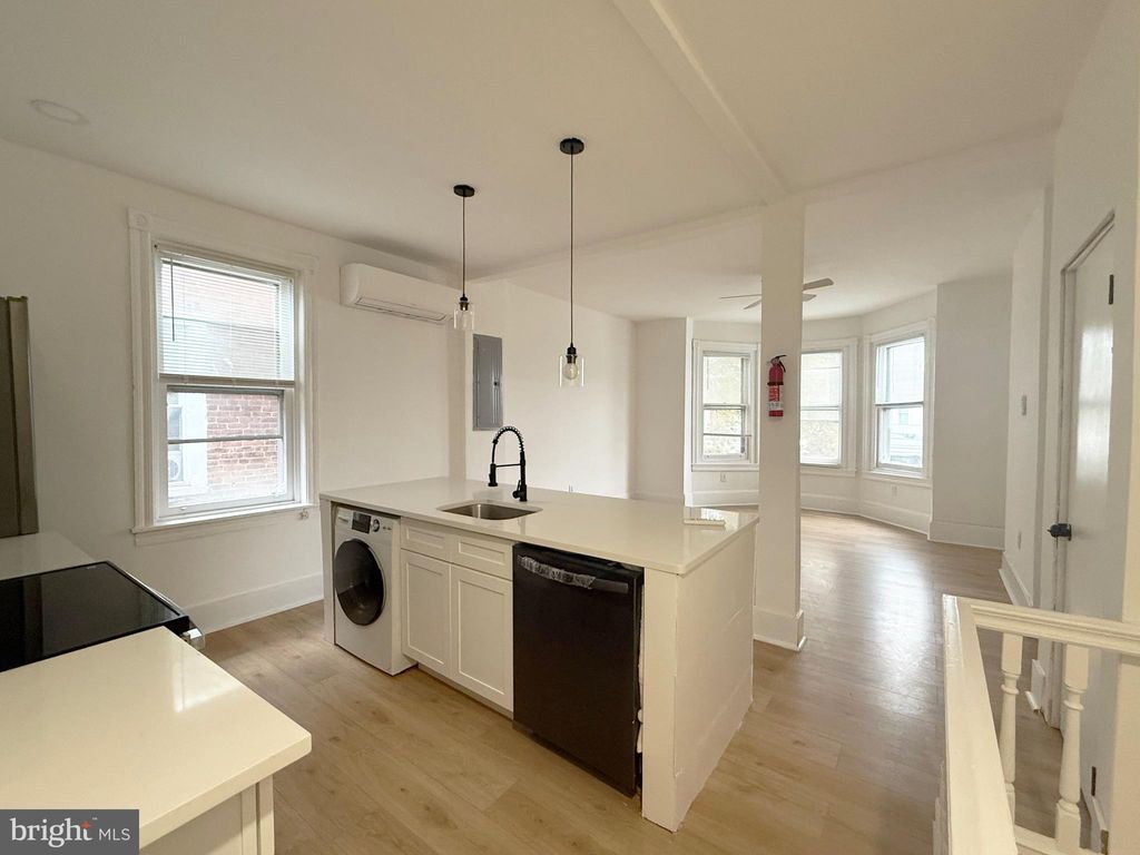 Photo of 114 S 58th Street #2, PHILADELPHIA, PA 19139 (MLS # PAPH2535618)