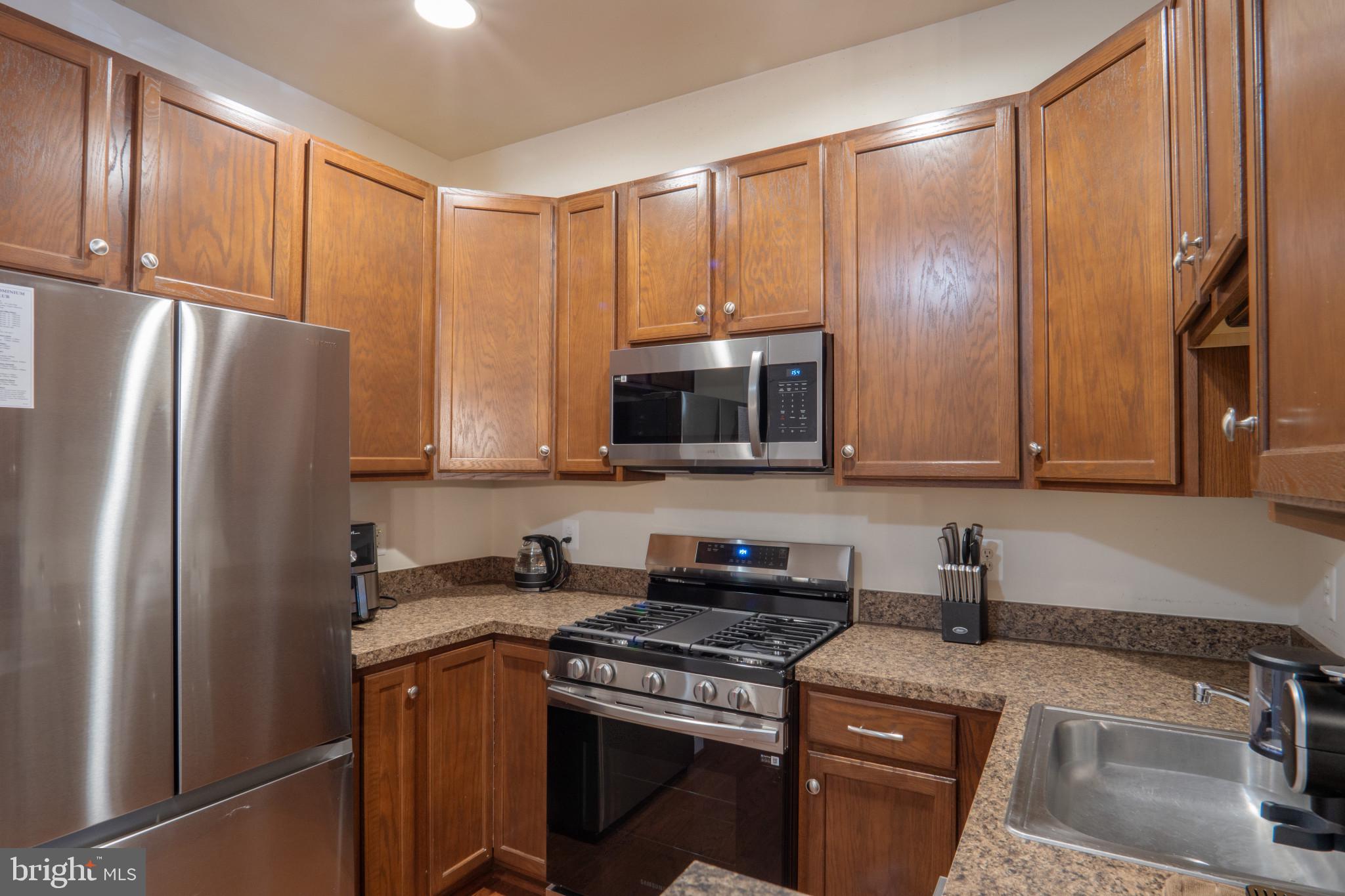 POTOMAC CLUB - Residential