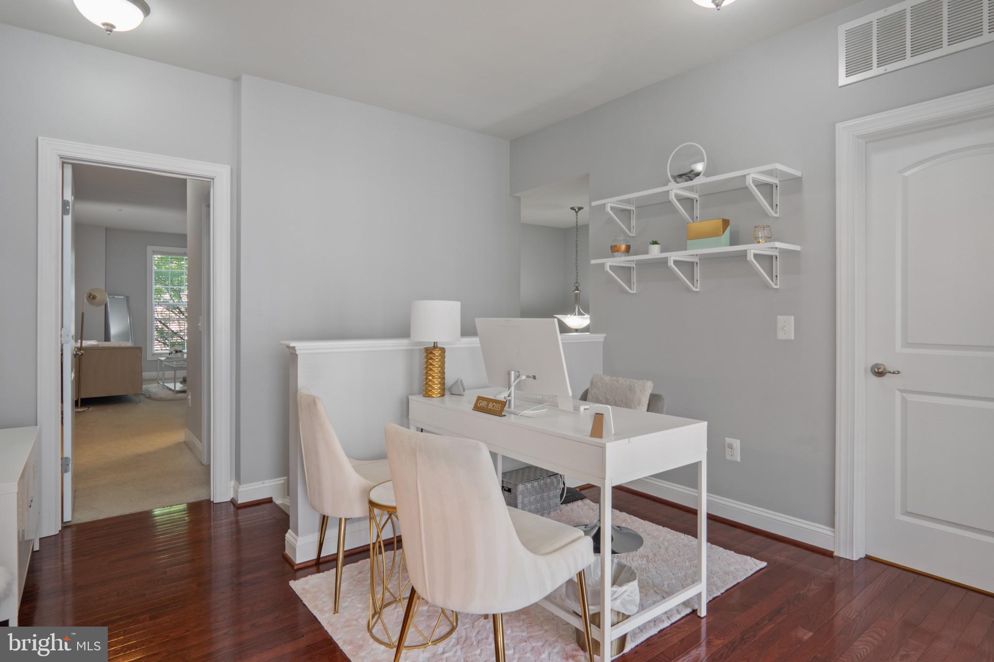 POTOMAC CLUB - Residential