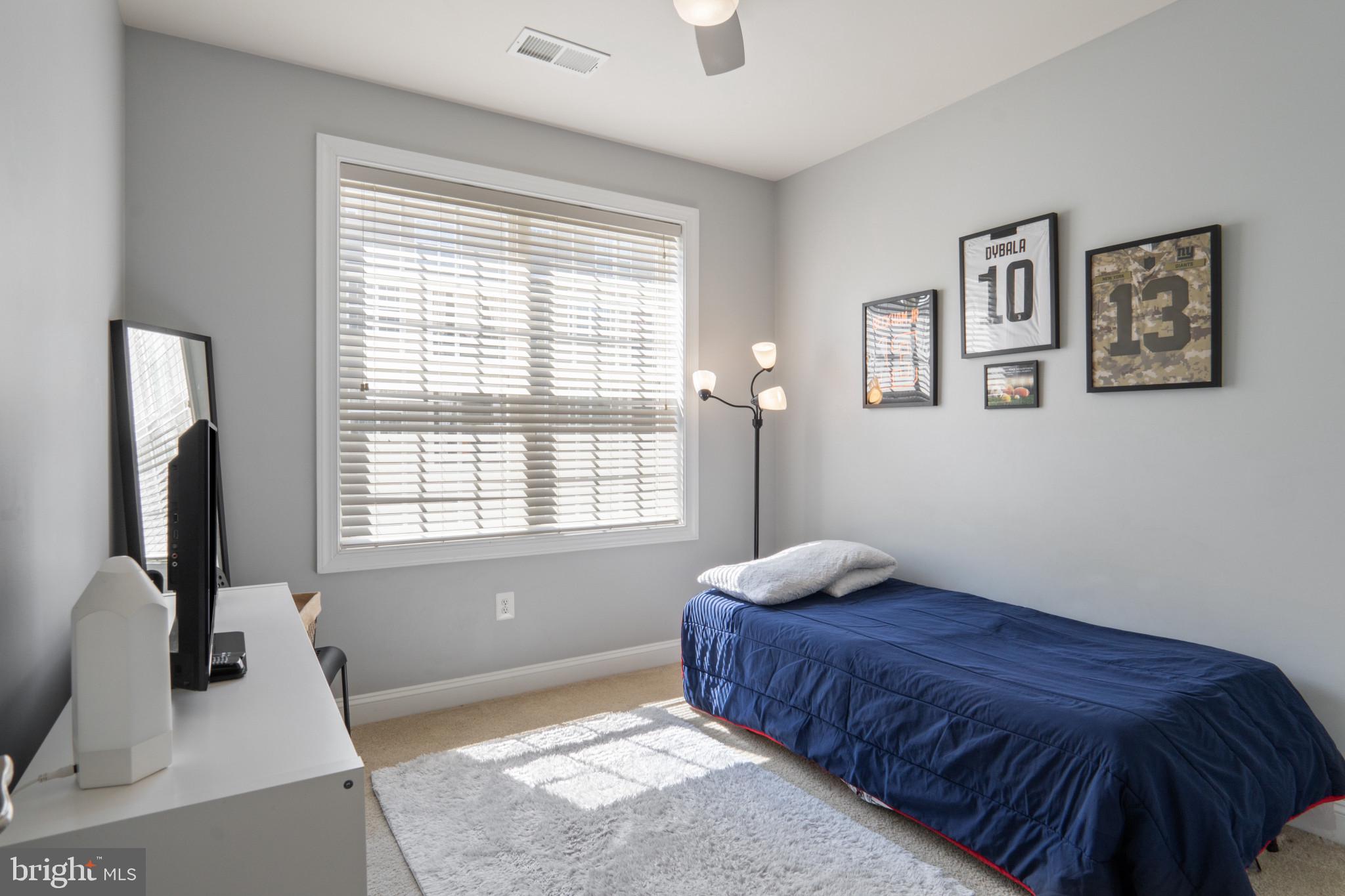 POTOMAC CLUB - Residential