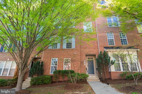 2671 SHEFFIELD HILL WAY WOODBRIDGE VA 22191