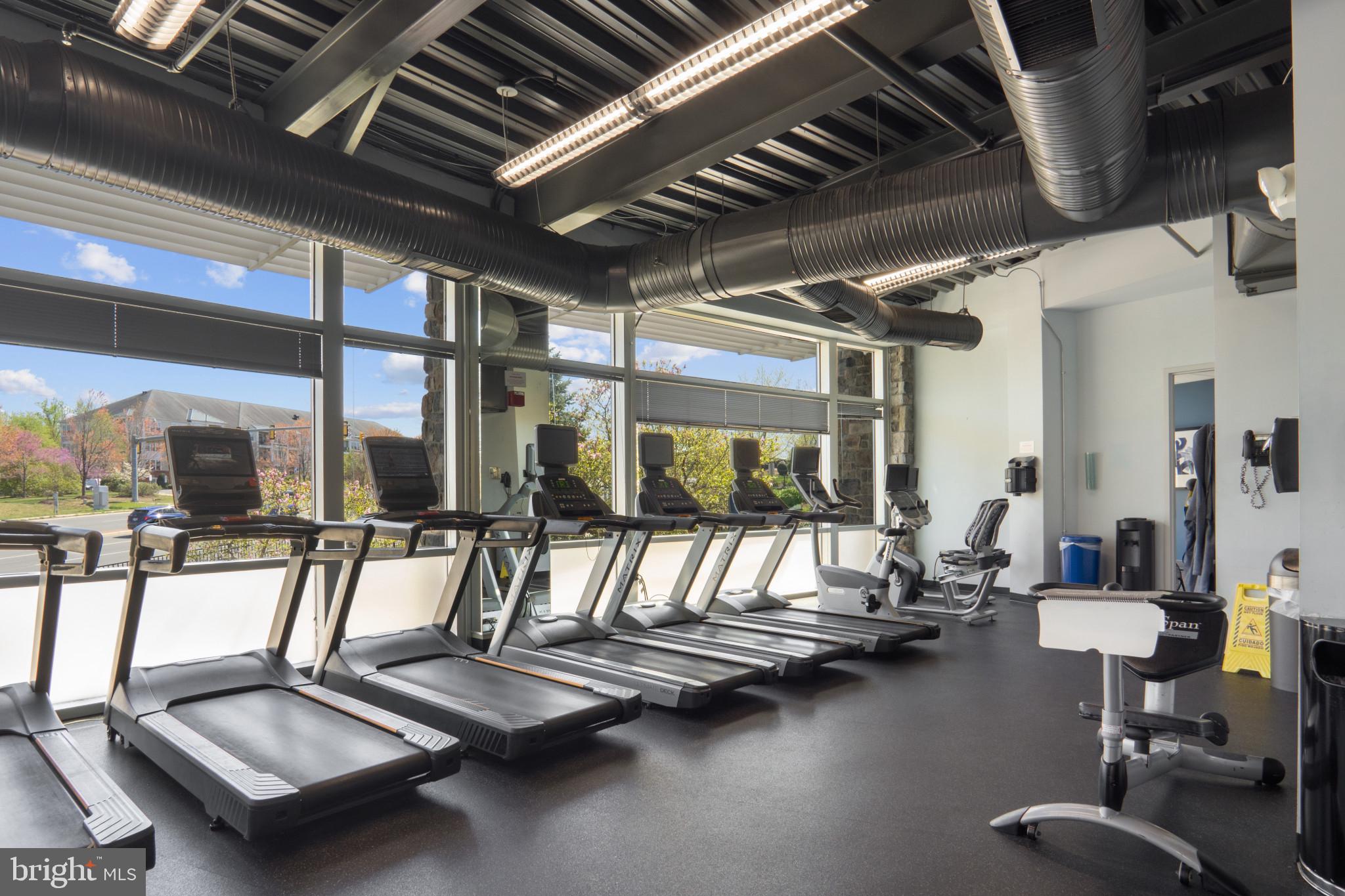 POTOMAC CLUB - Residential