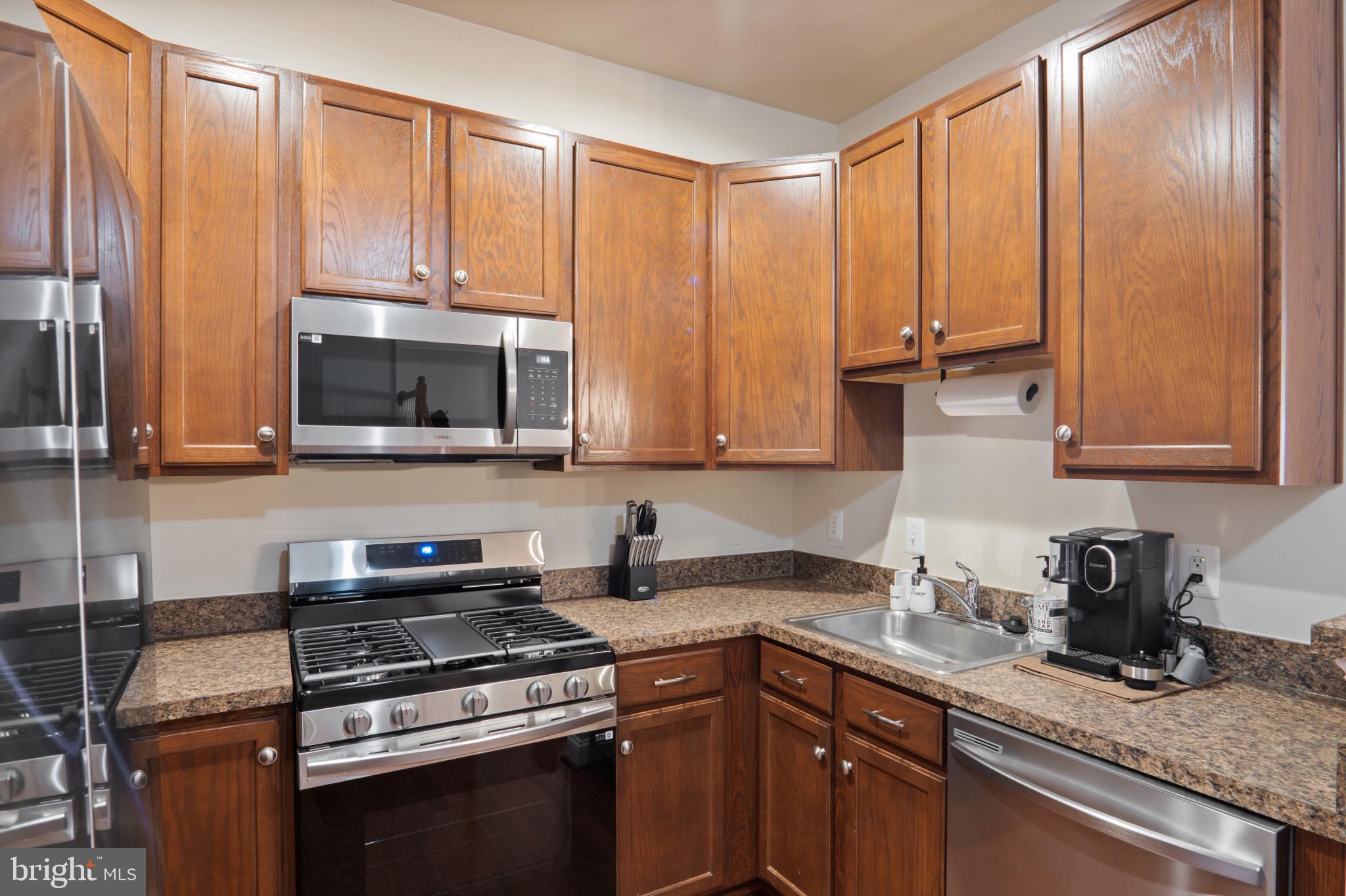 POTOMAC CLUB - Residential