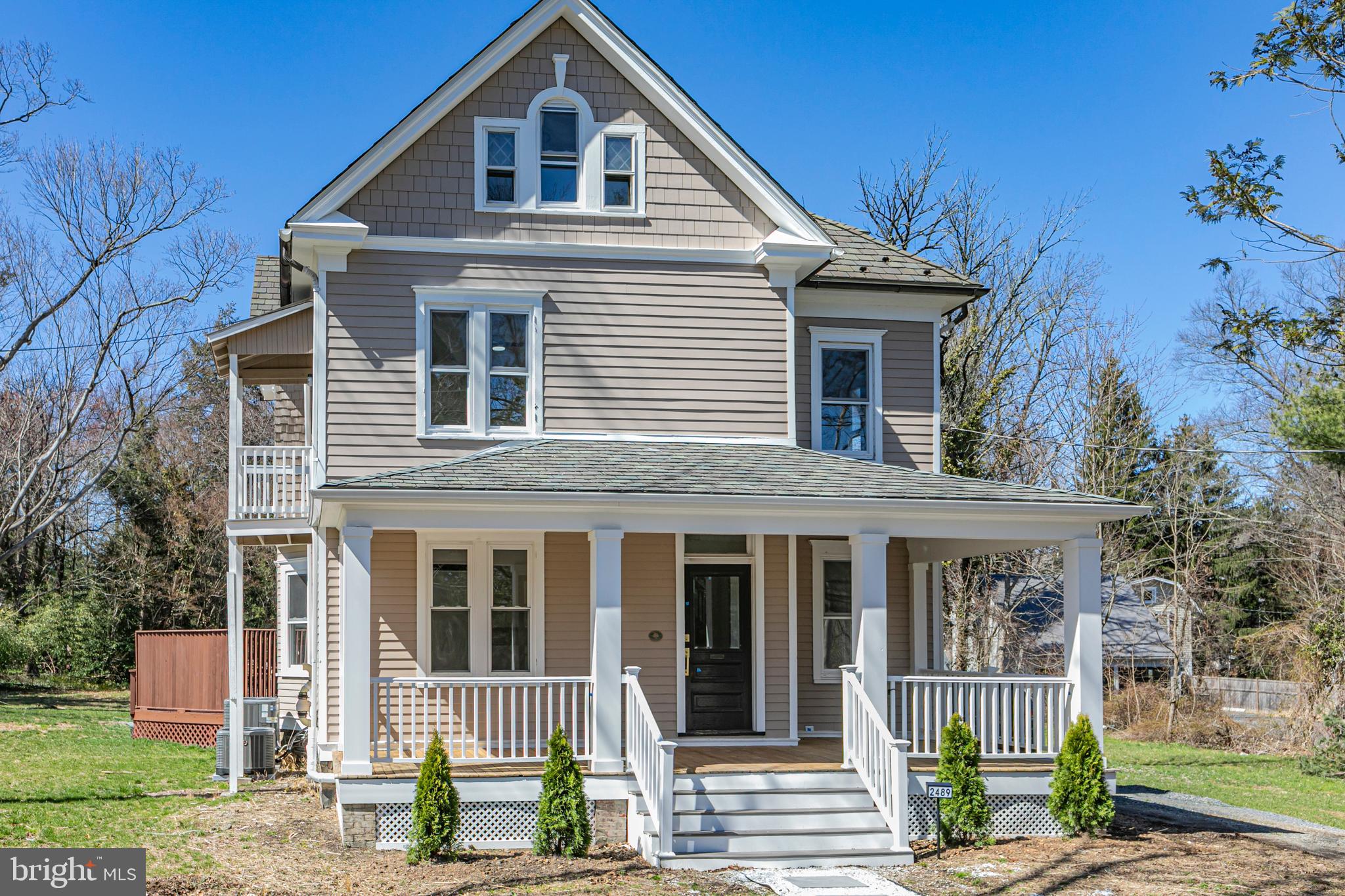 2489 MAIN STREET
