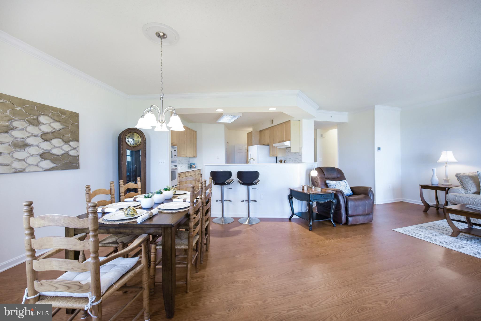 LANSDOWNE WOODS - Residential