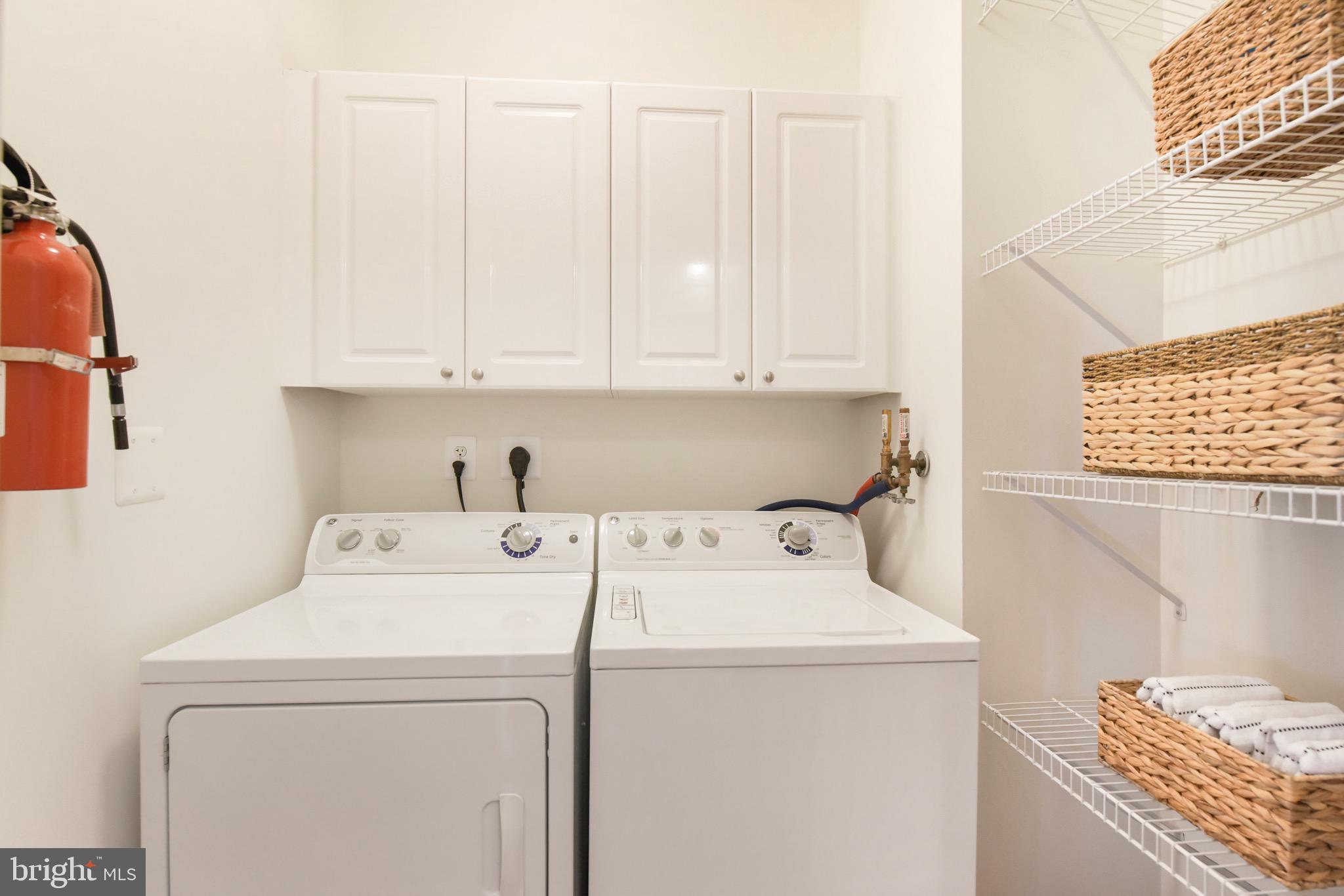 LANSDOWNE WOODS - Residential