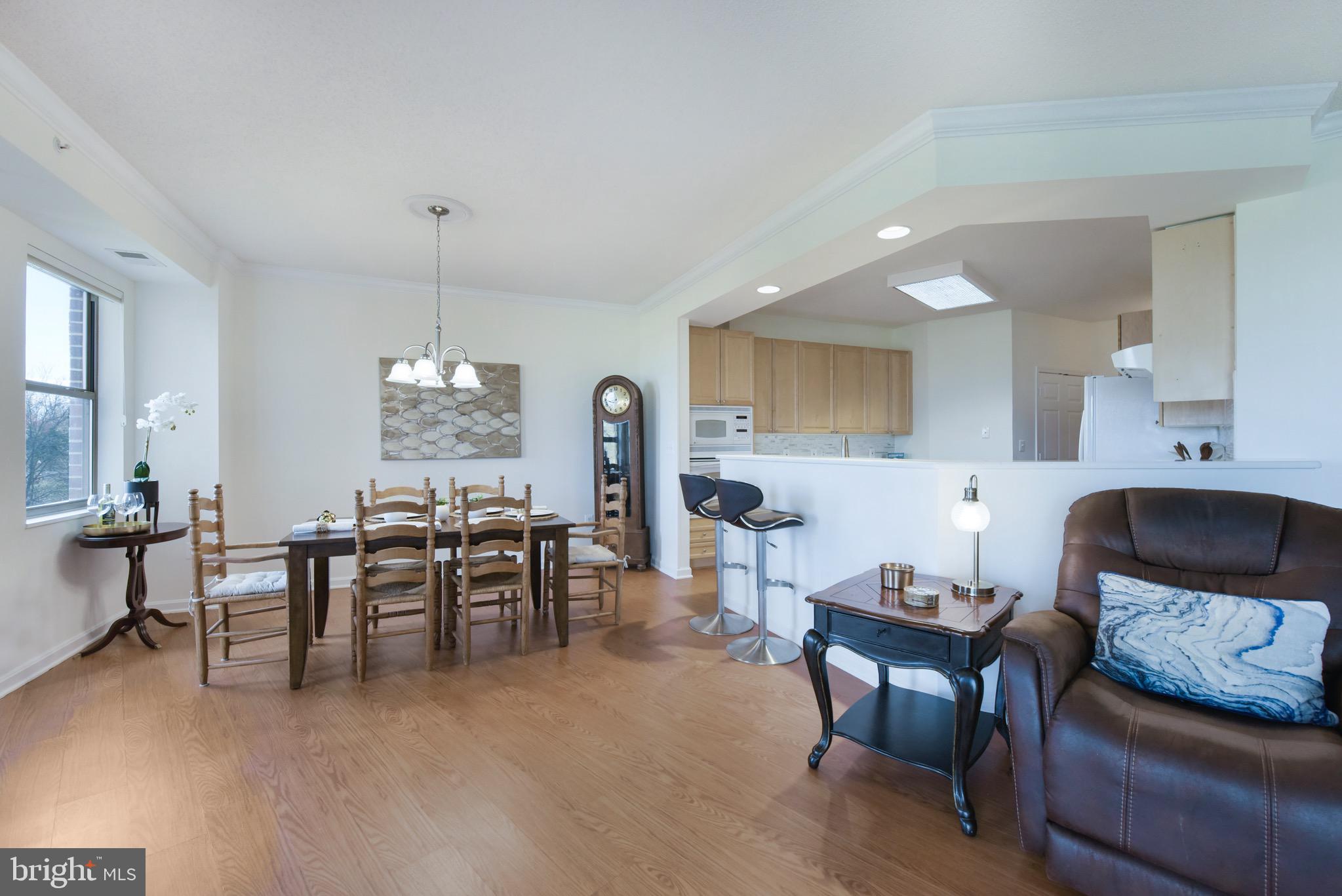 LANSDOWNE WOODS - Residential