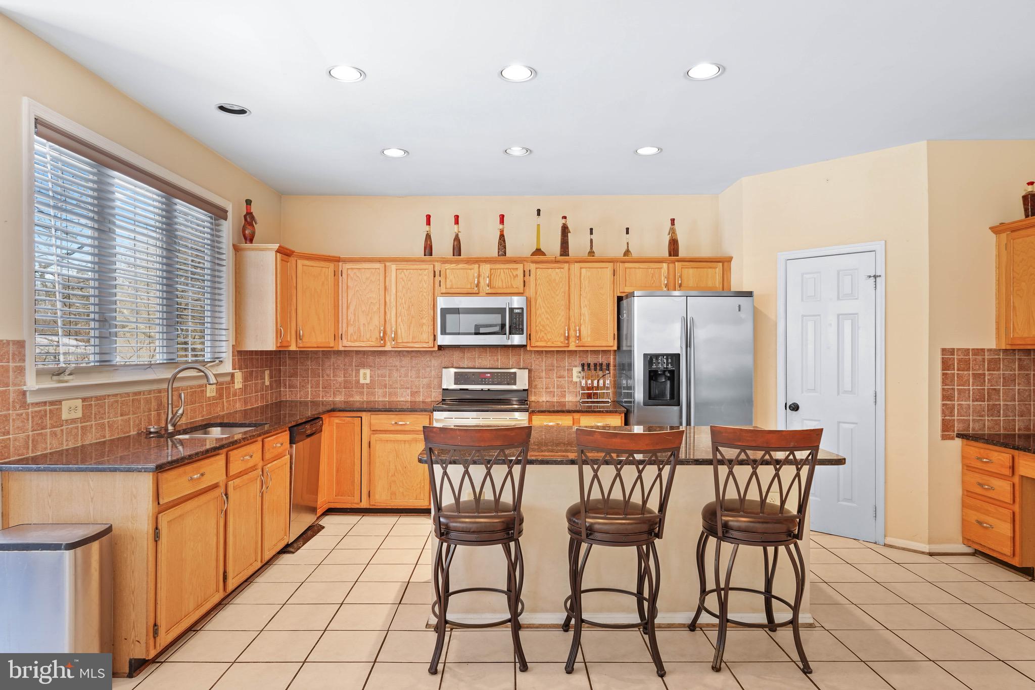 OAK TREE - Residential