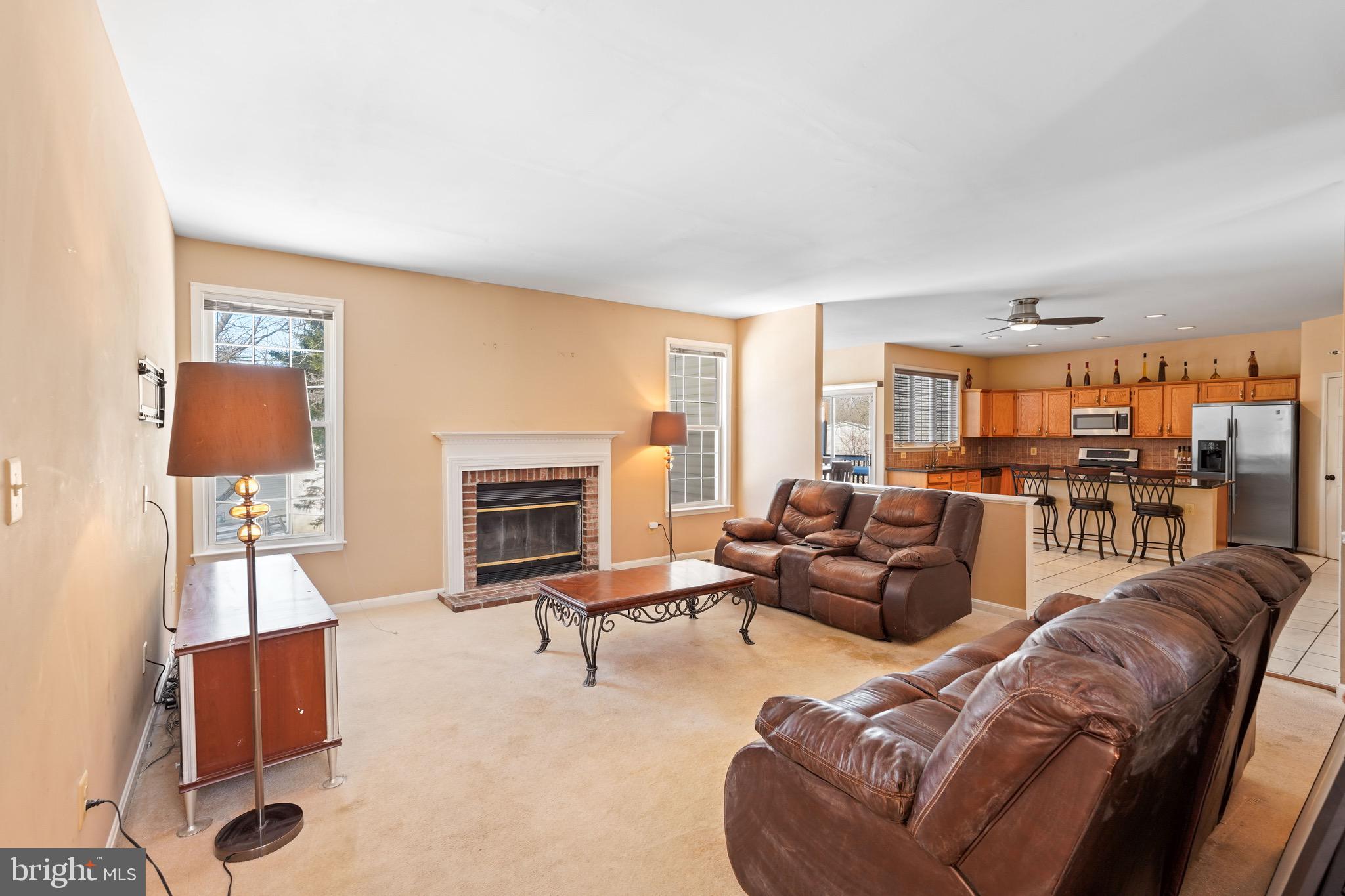 OAK TREE - Residential