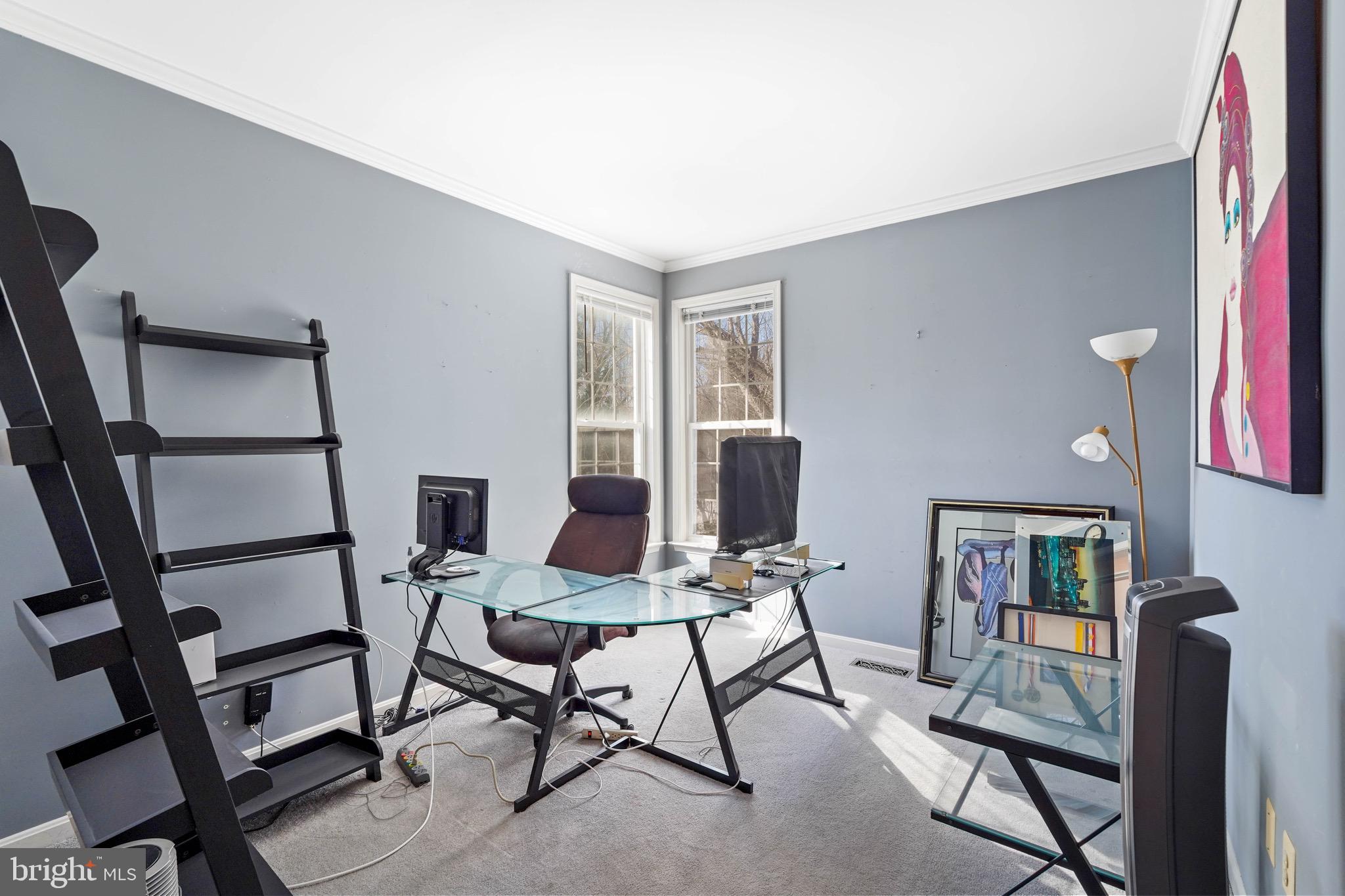 OAK TREE - Residential