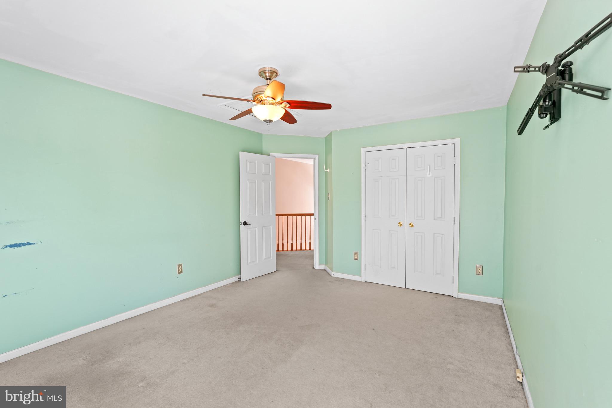 OAK TREE - Residential