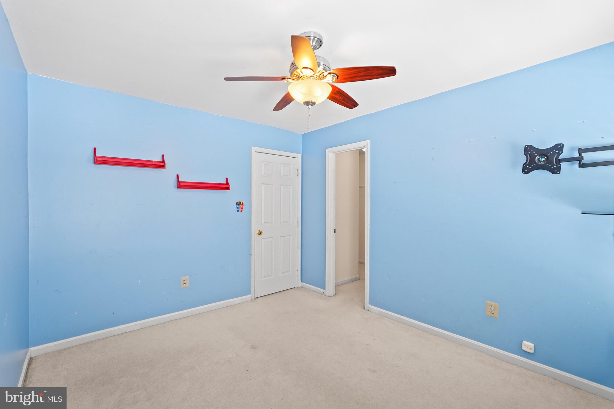 OAK TREE - Residential