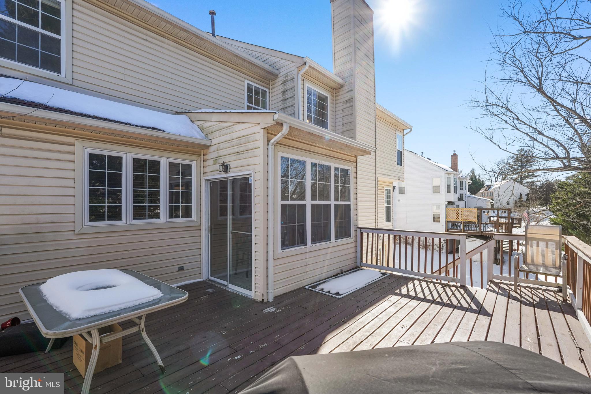 OAK TREE - Residential