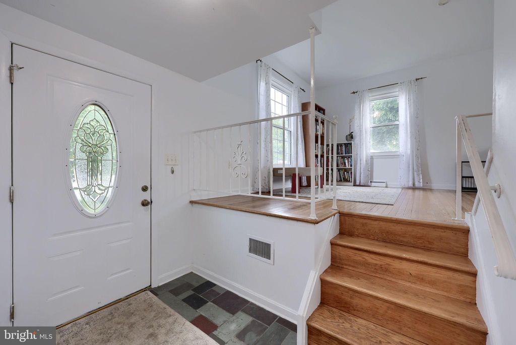 Photo of 1604 Robert Road, LANCASTER, PA 17601 (MLS # PALA2089918)