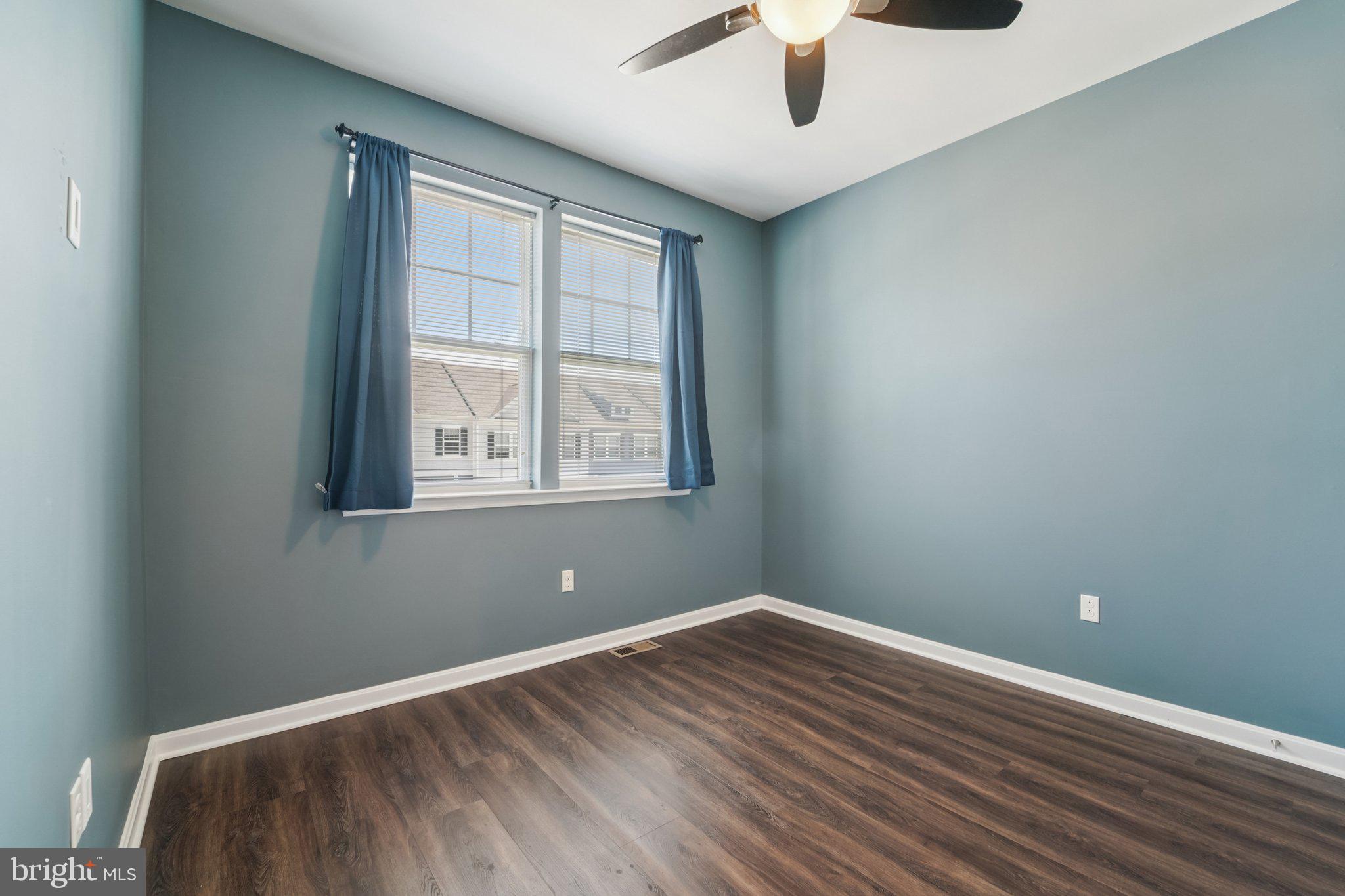 TOWN CENTER COMMONS - Residential