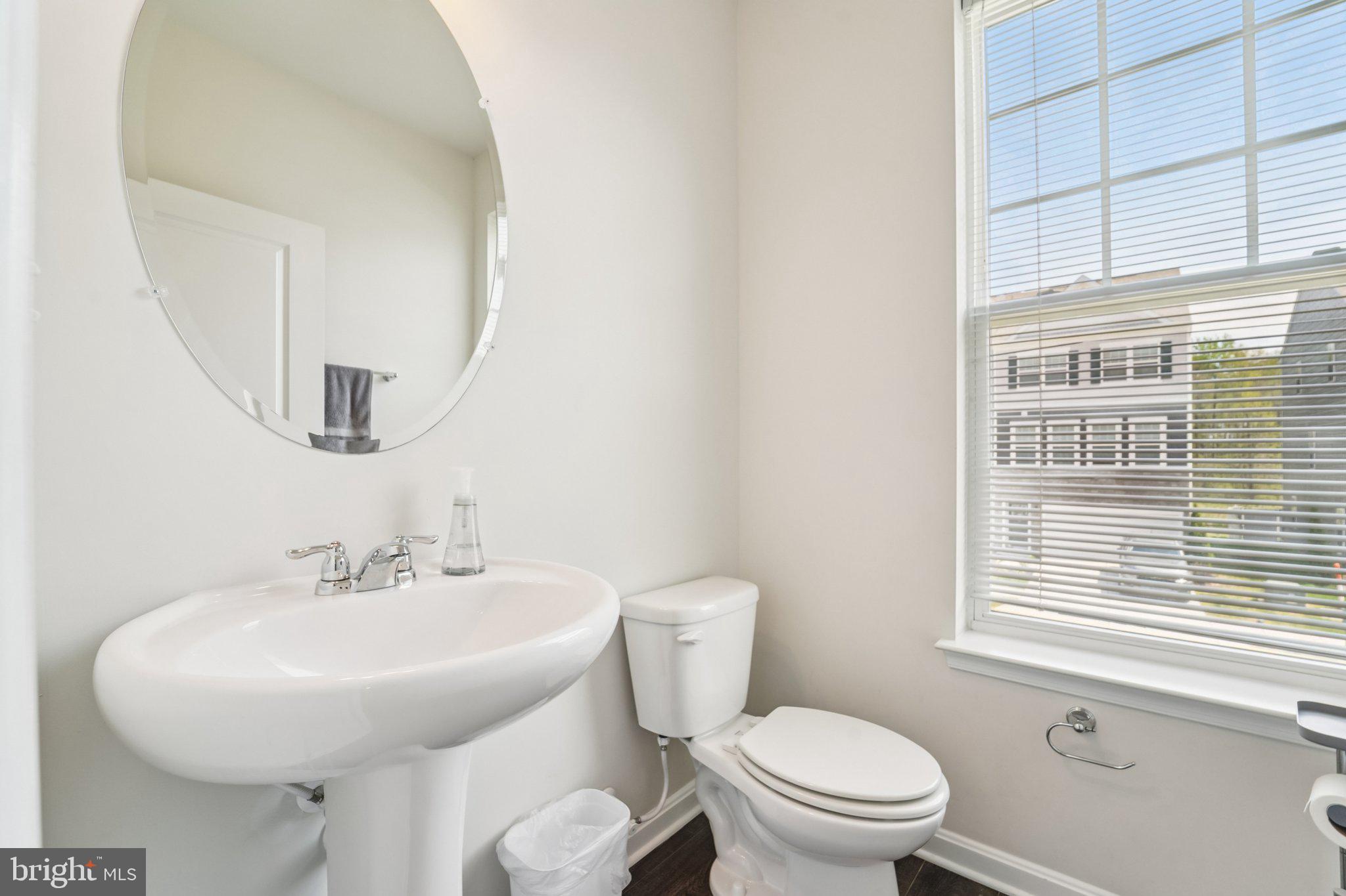 TOWN CENTER COMMONS - Residential