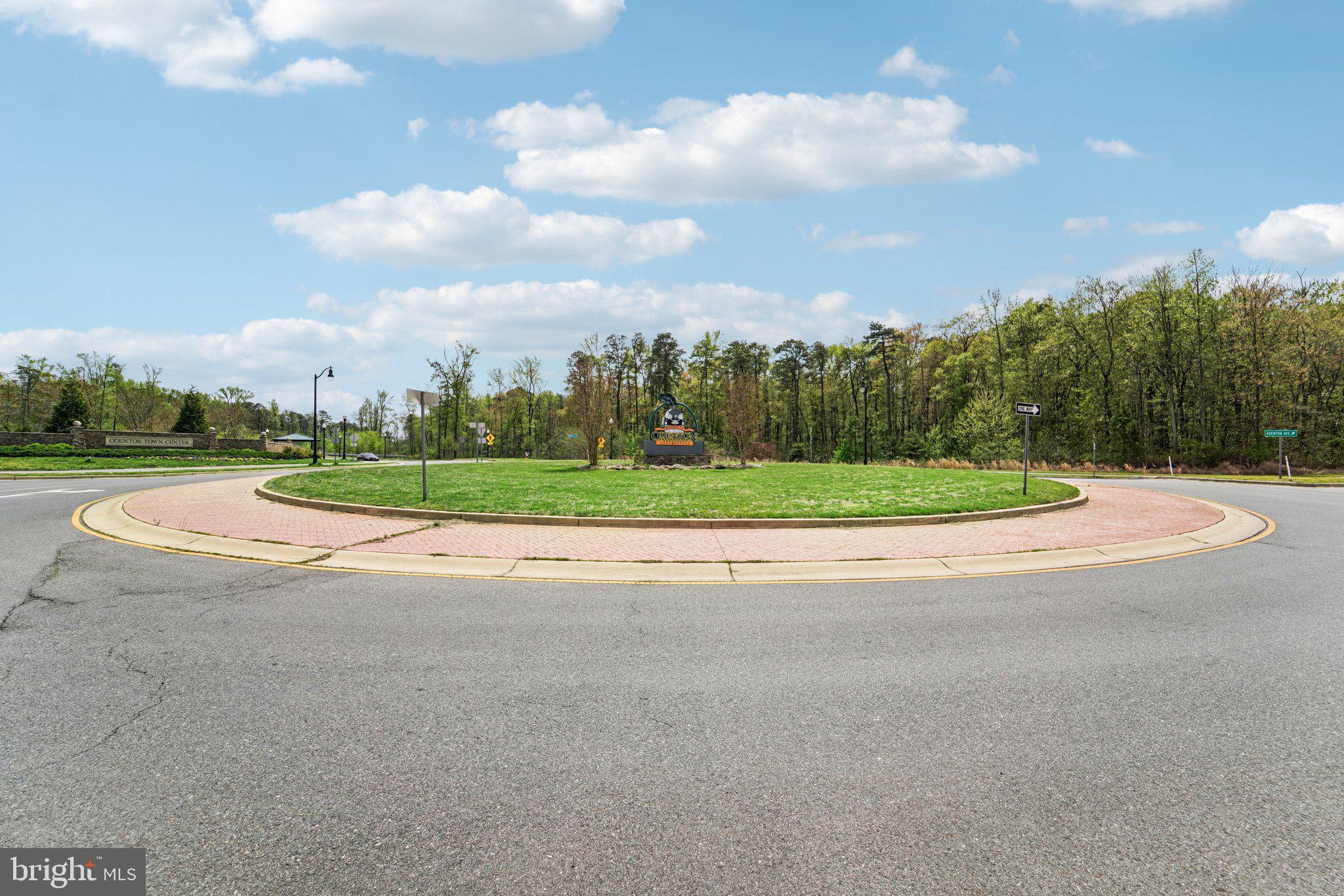 TOWN CENTER COMMONS - Residential