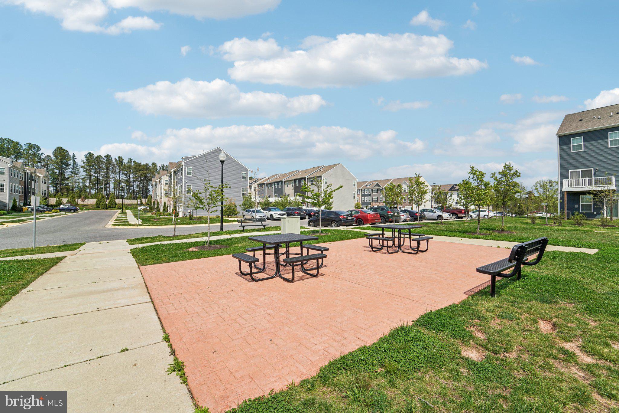 TOWN CENTER COMMONS - Residential