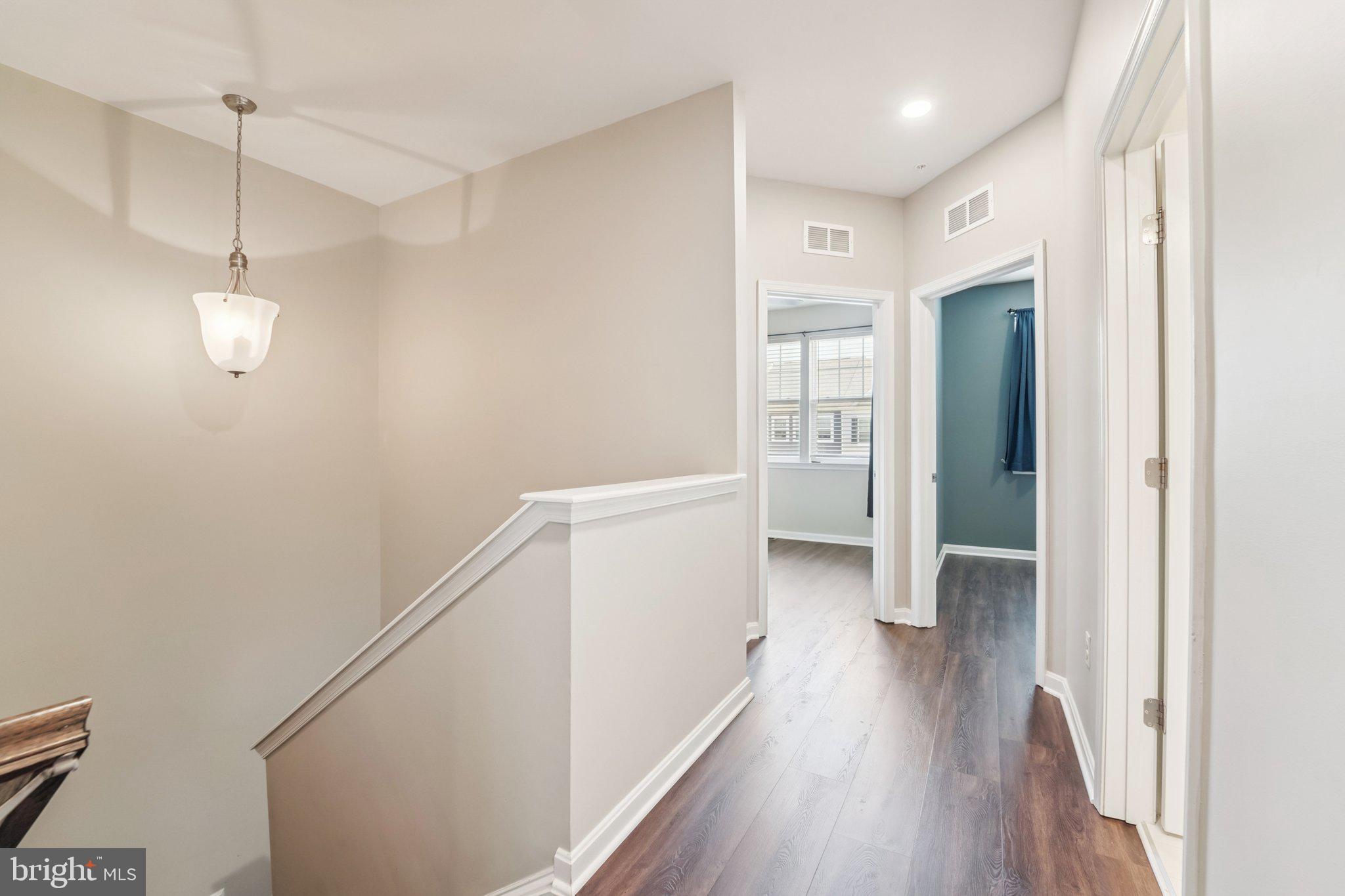 TOWN CENTER COMMONS - Residential