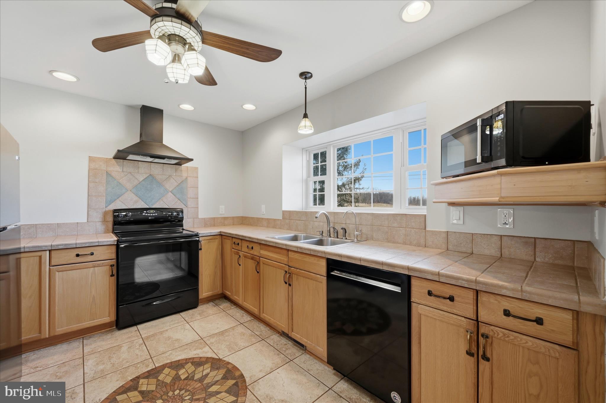 JEFFERSON VILLAGE - Residential