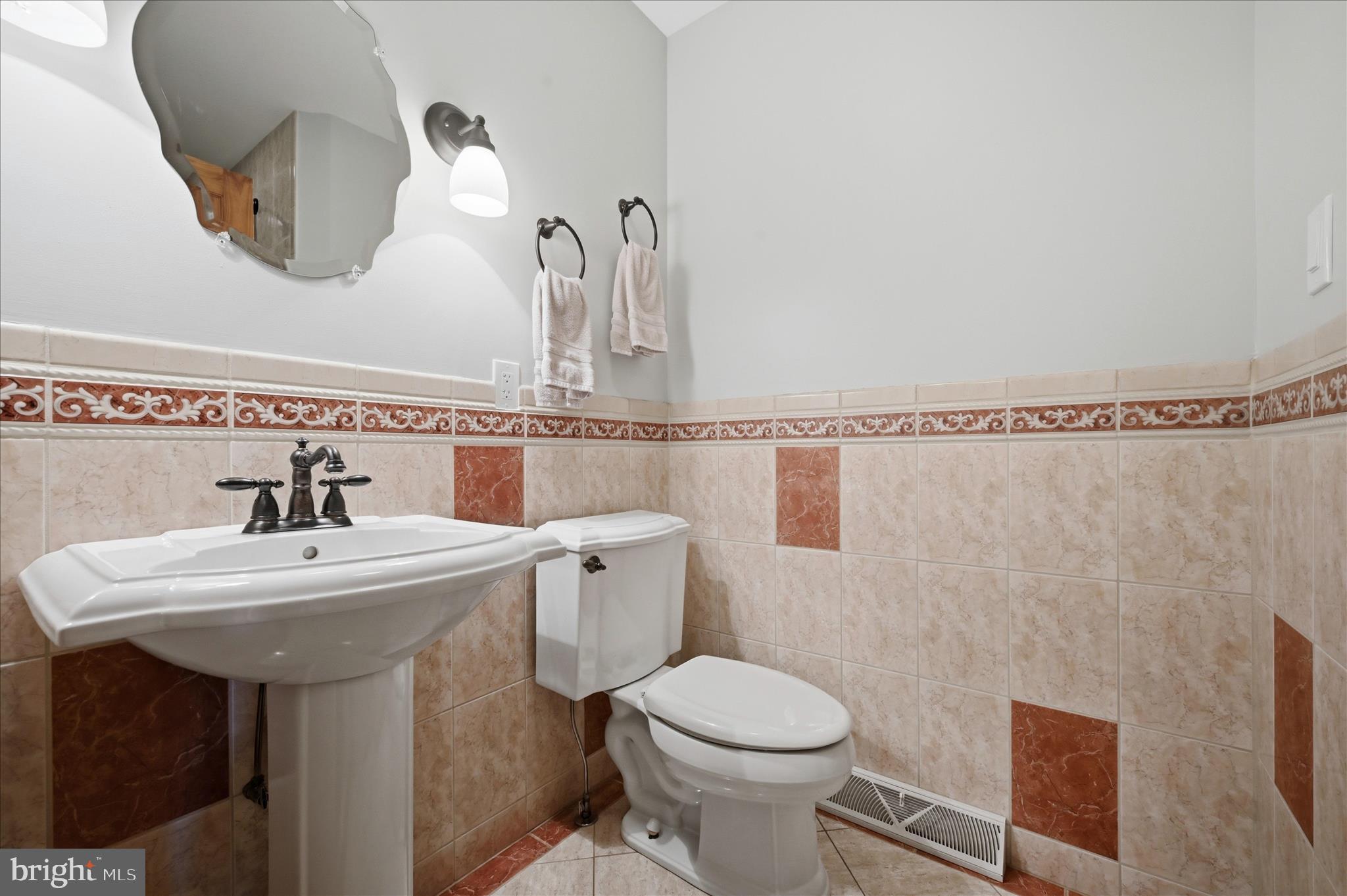 JEFFERSON VILLAGE - Residential