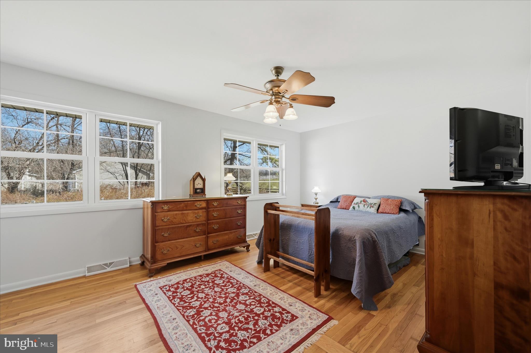 JEFFERSON VILLAGE - Residential