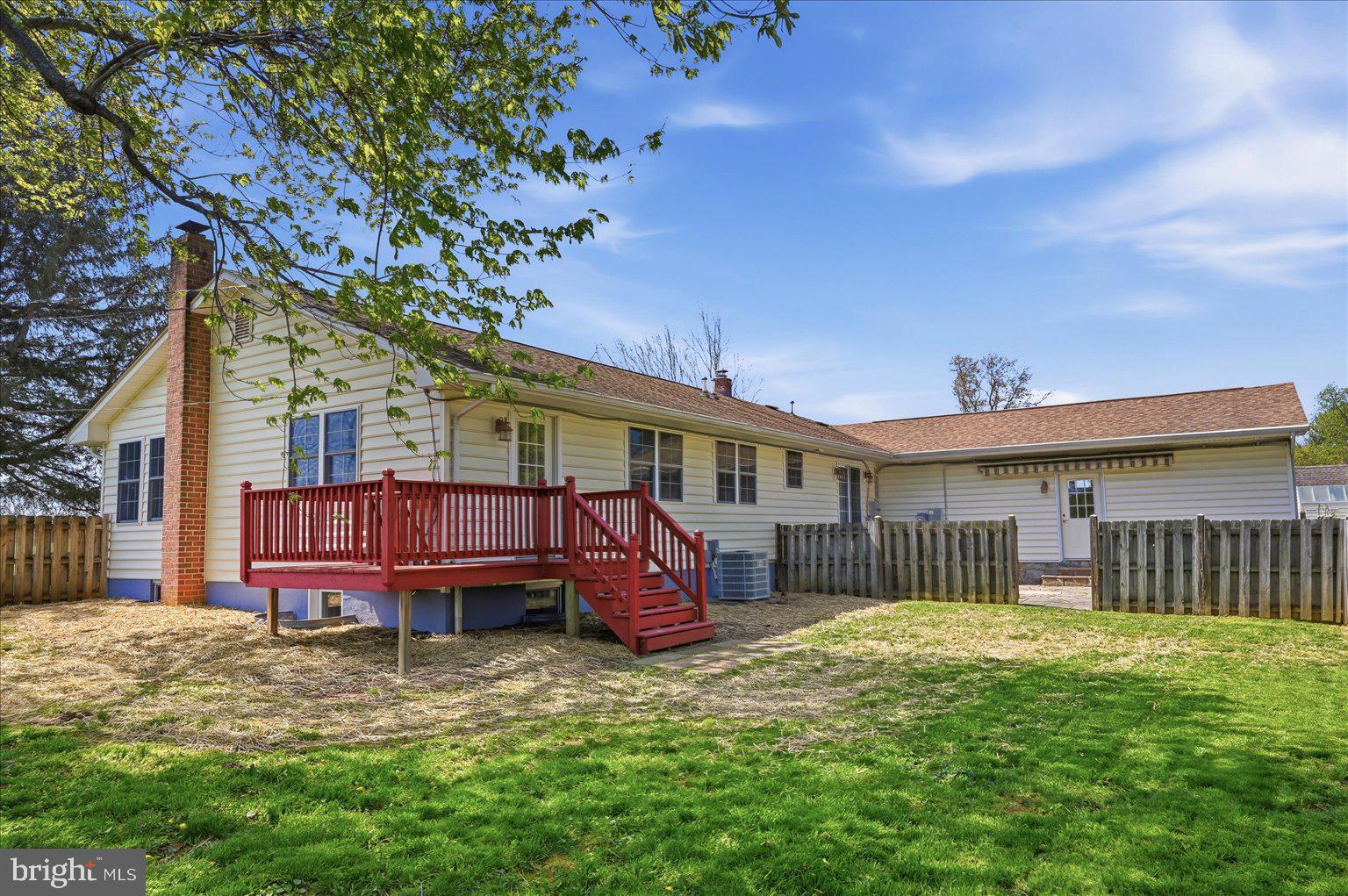 JEFFERSON VILLAGE - Residential