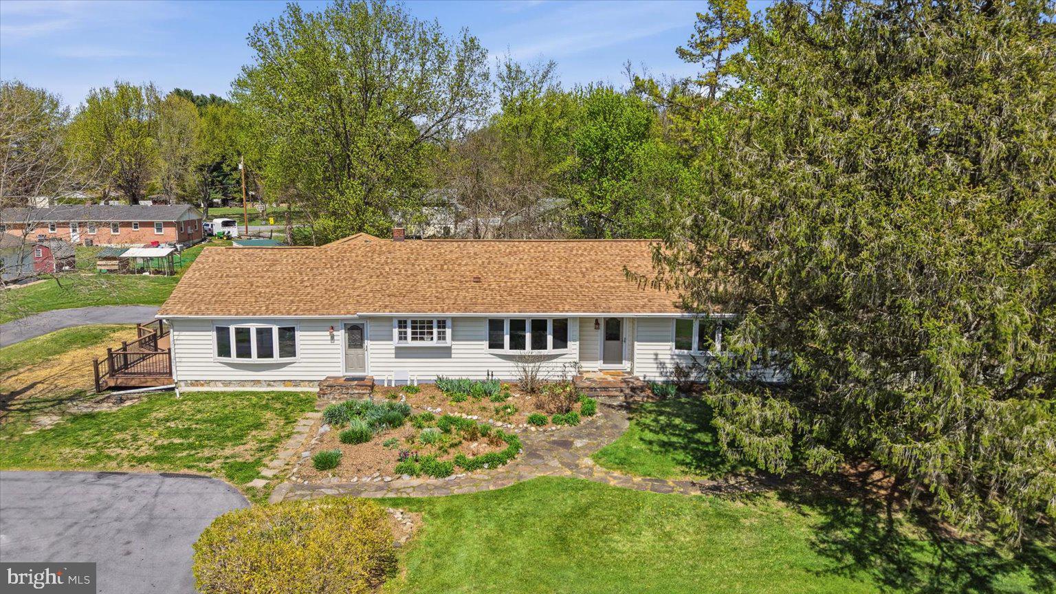 JEFFERSON VILLAGE - Residential