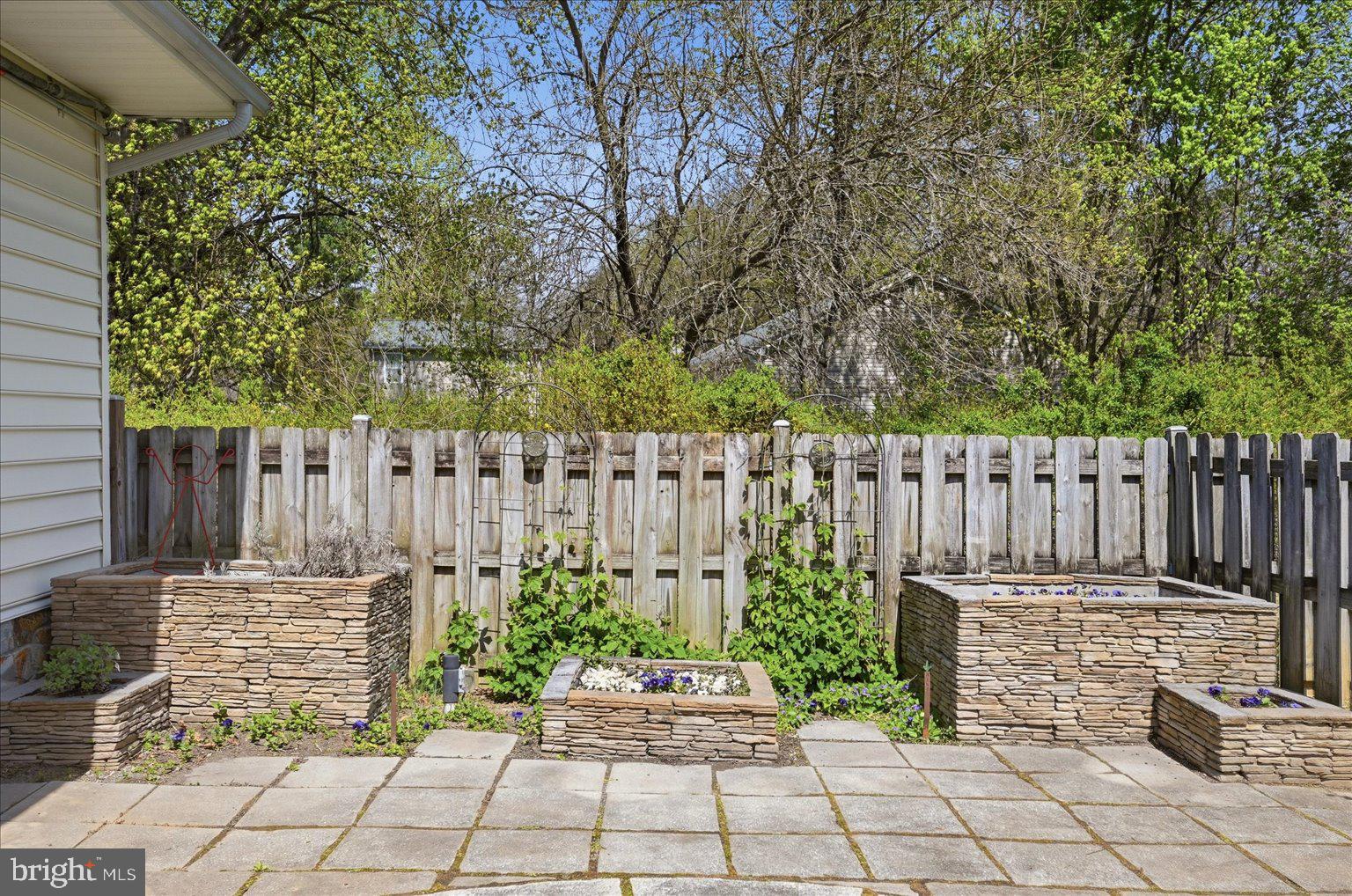 JEFFERSON VILLAGE - Residential