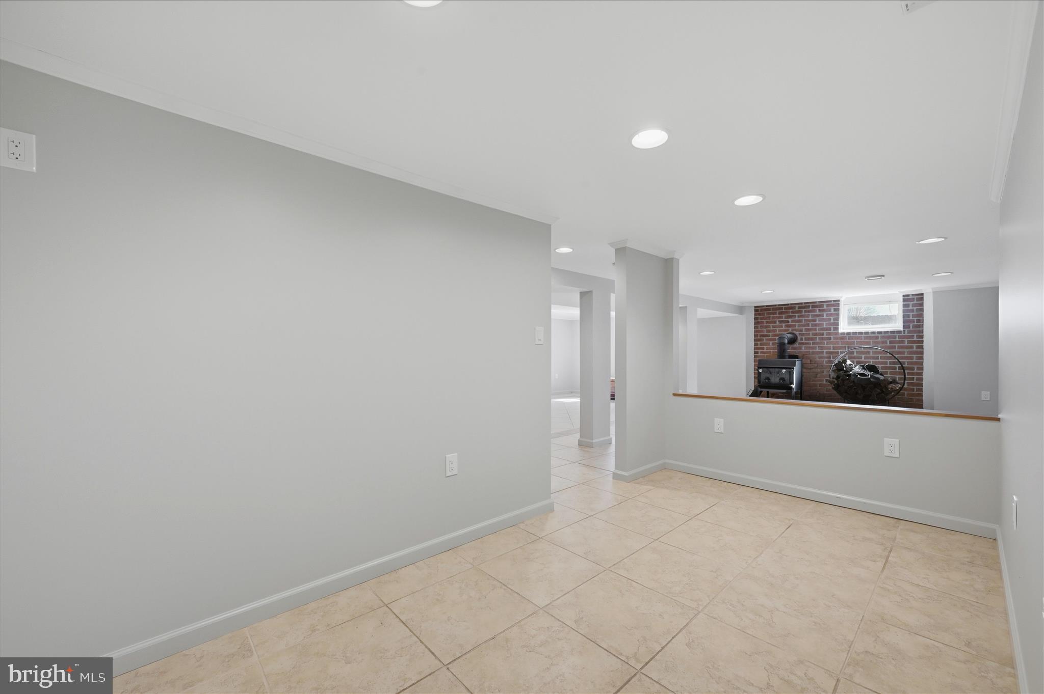 JEFFERSON VILLAGE - Residential