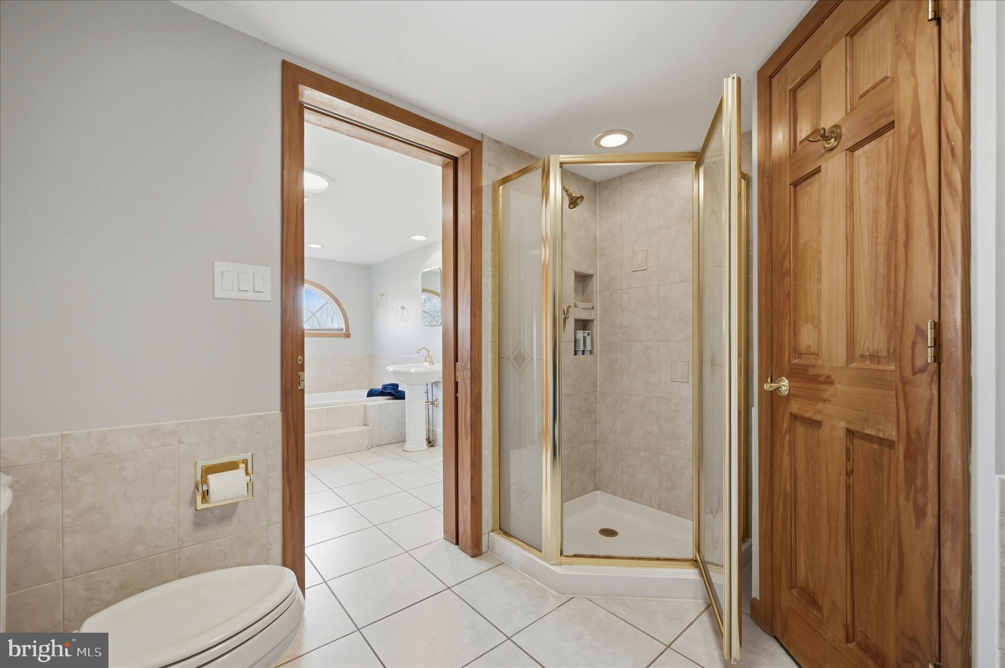 JEFFERSON VILLAGE - Residential