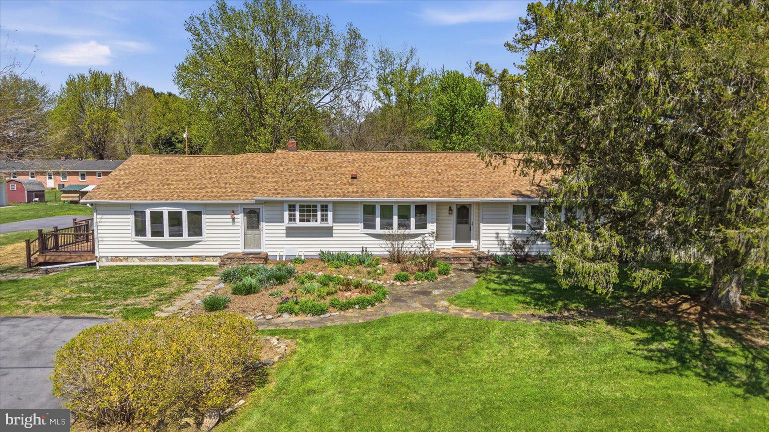 JEFFERSON VILLAGE - Residential