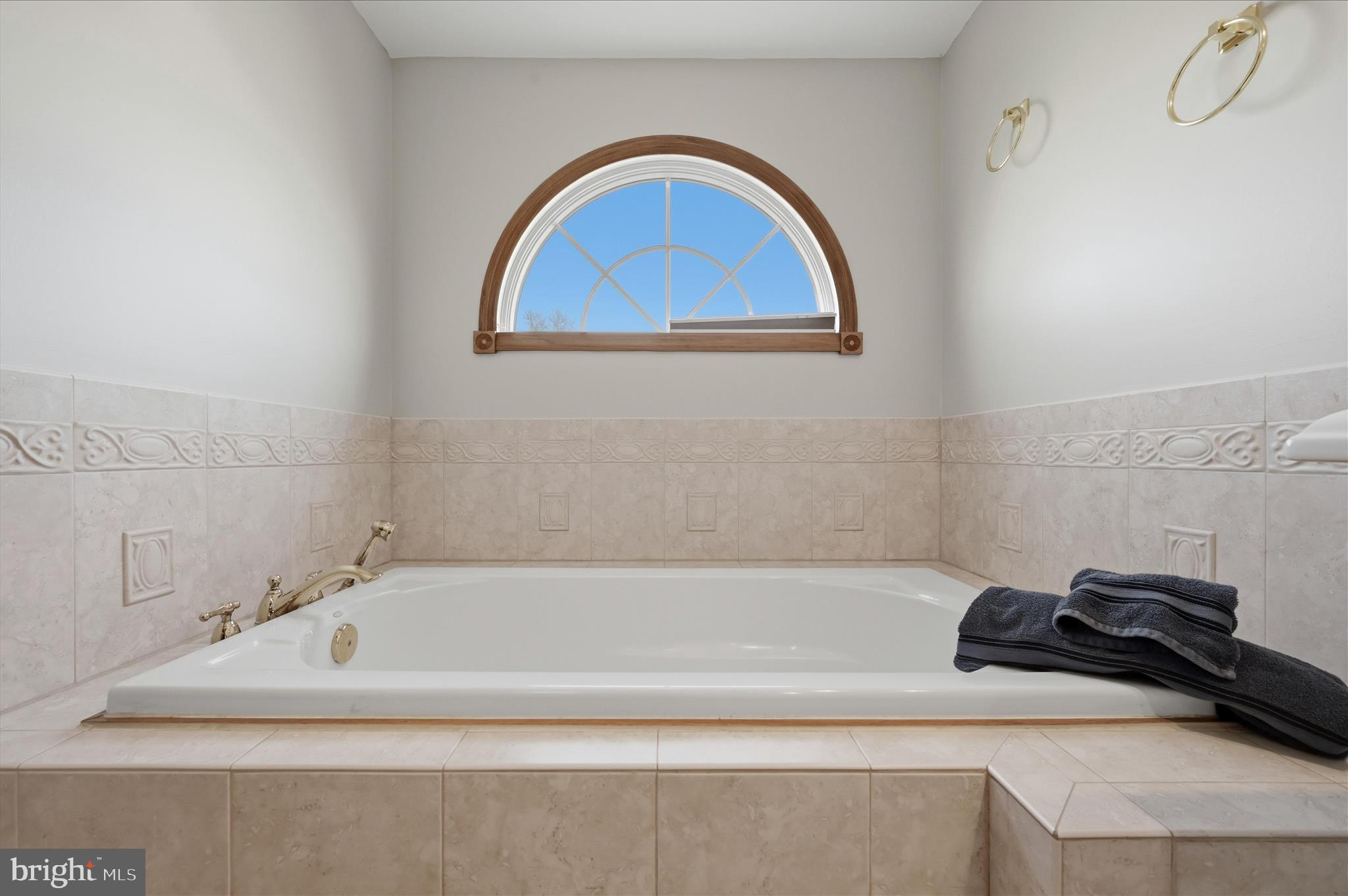 JEFFERSON VILLAGE - Residential