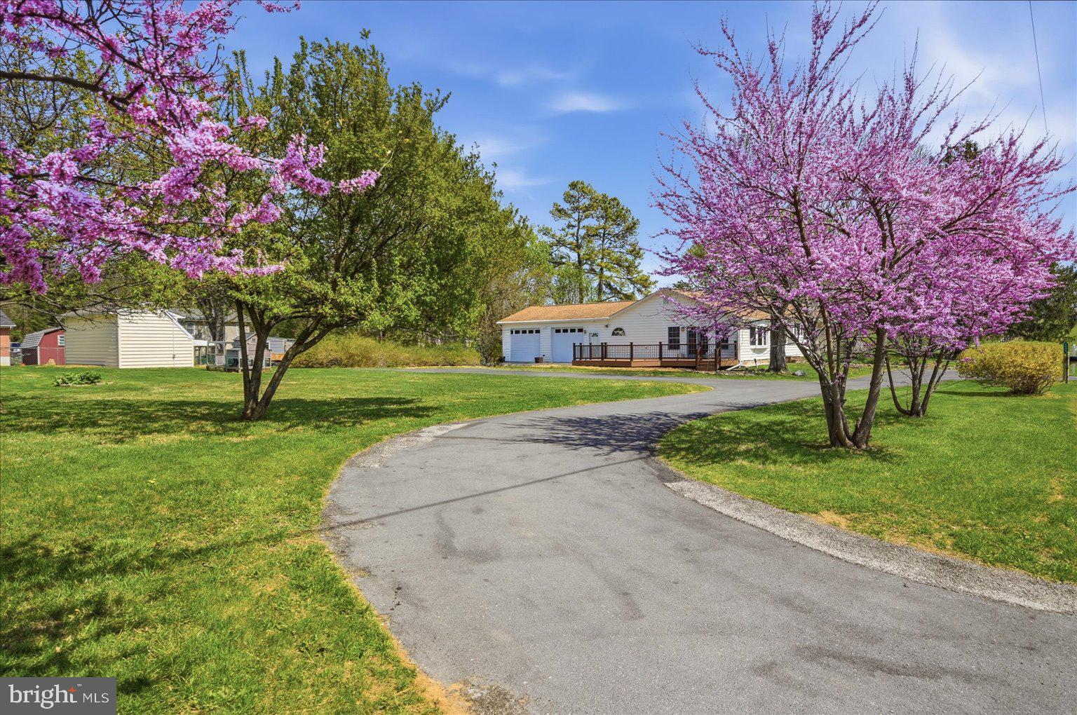 JEFFERSON VILLAGE - Residential