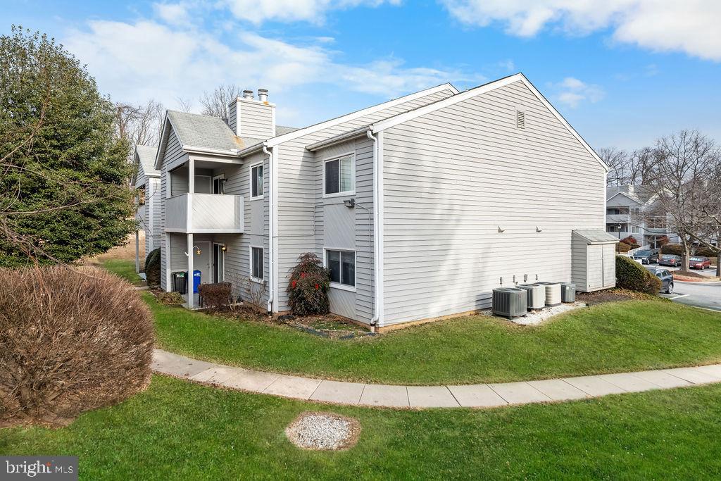 SATYR GREEN - Residential