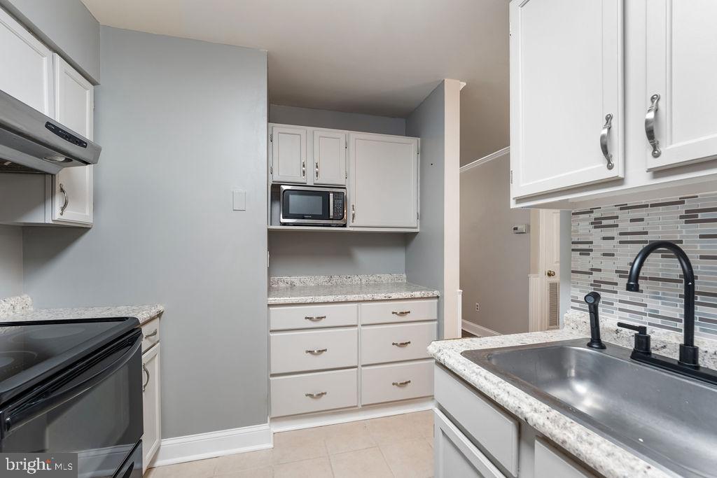 SATYR GREEN - Residential