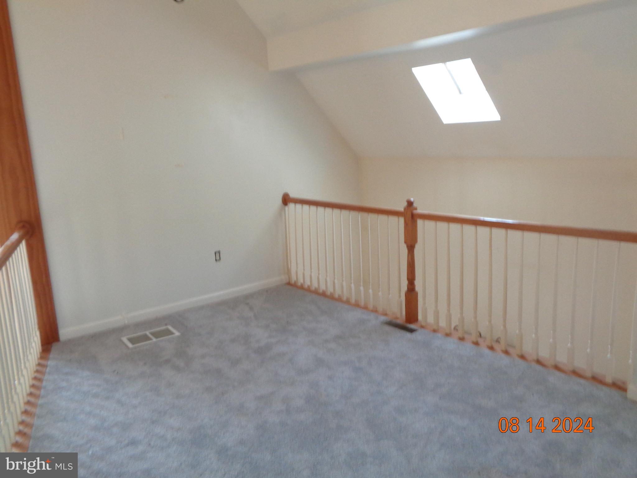 ROUND TOP ESTATES - Residential