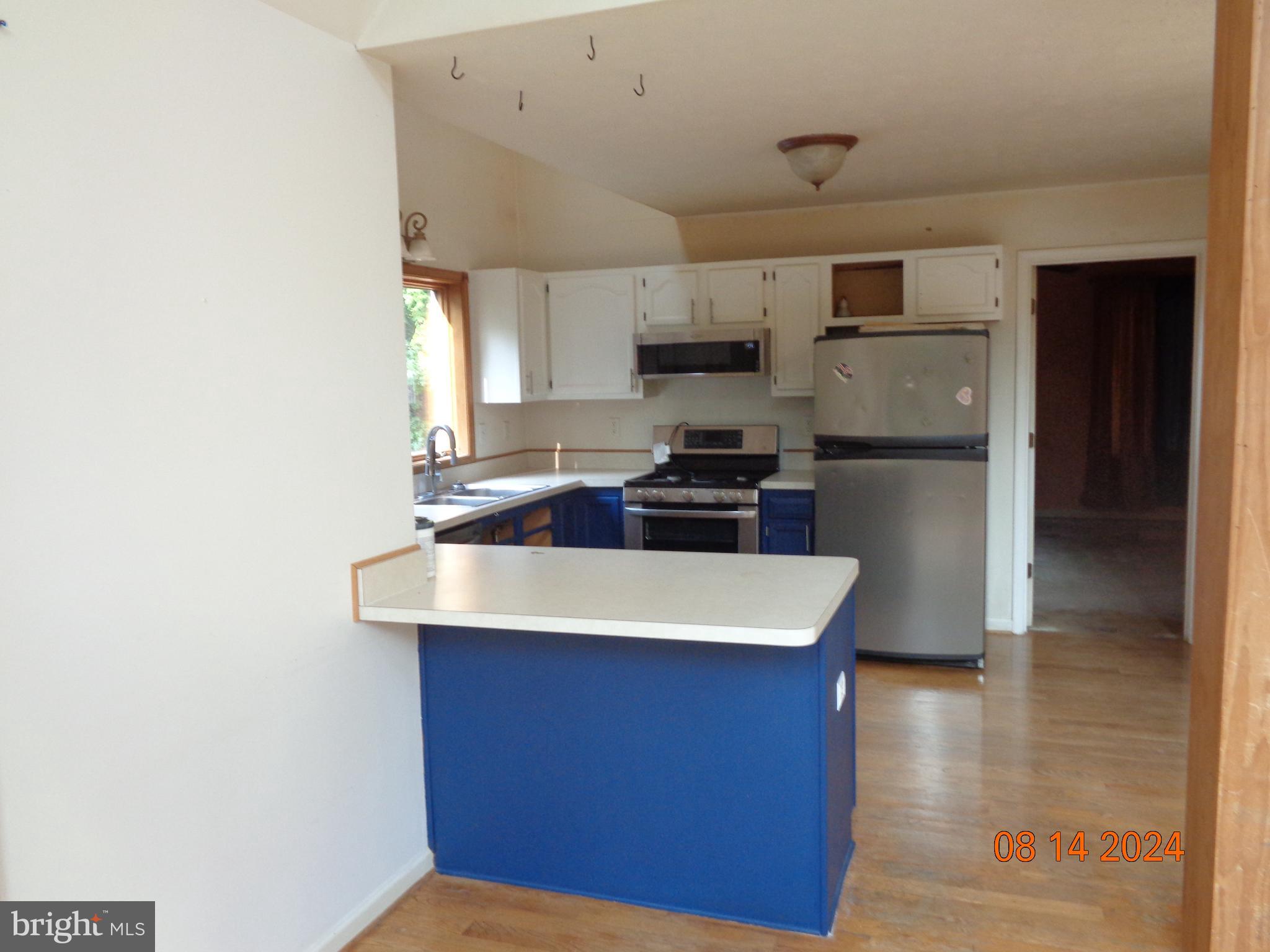 ROUND TOP ESTATES - Residential