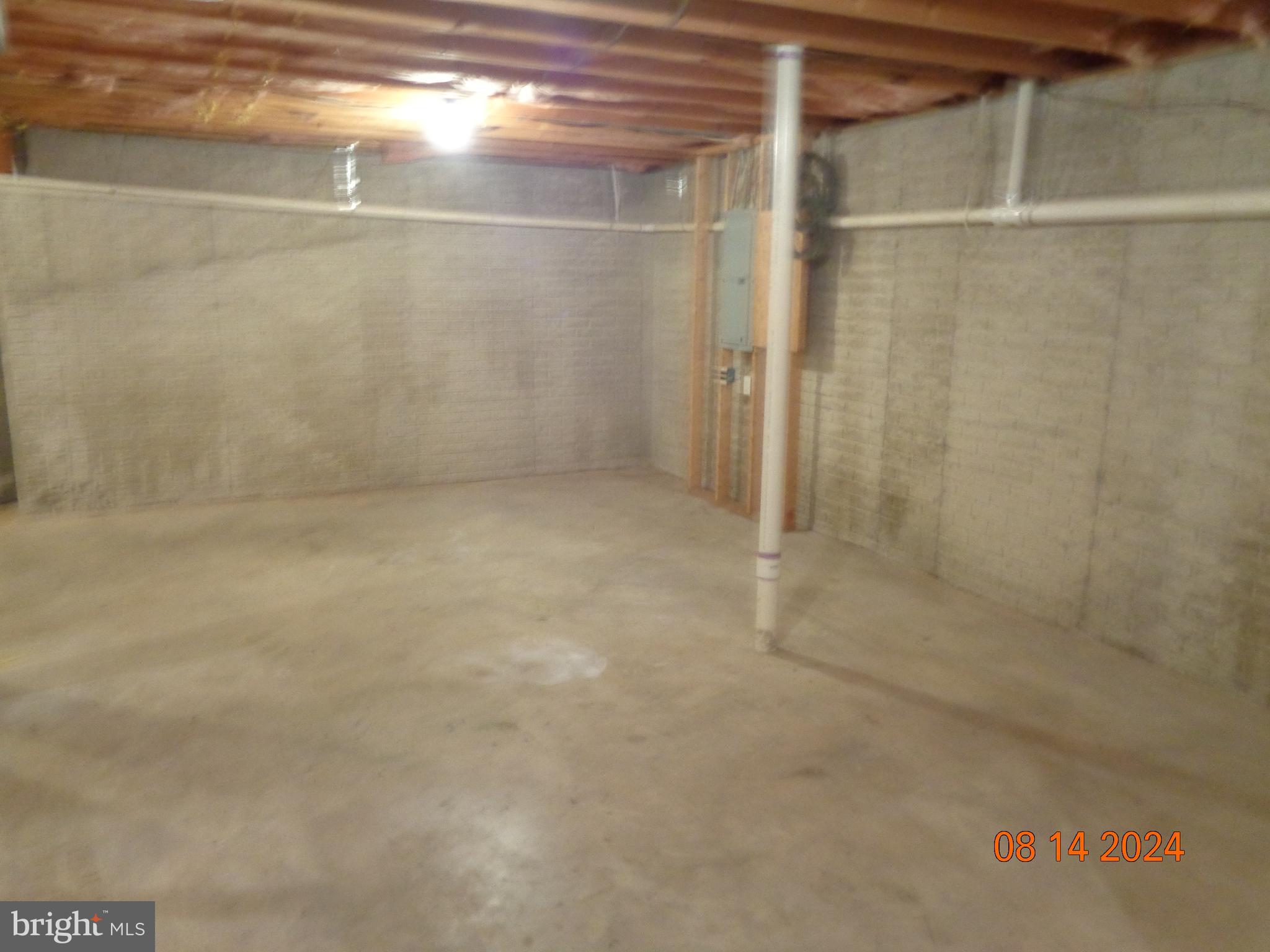 ROUND TOP ESTATES - Residential