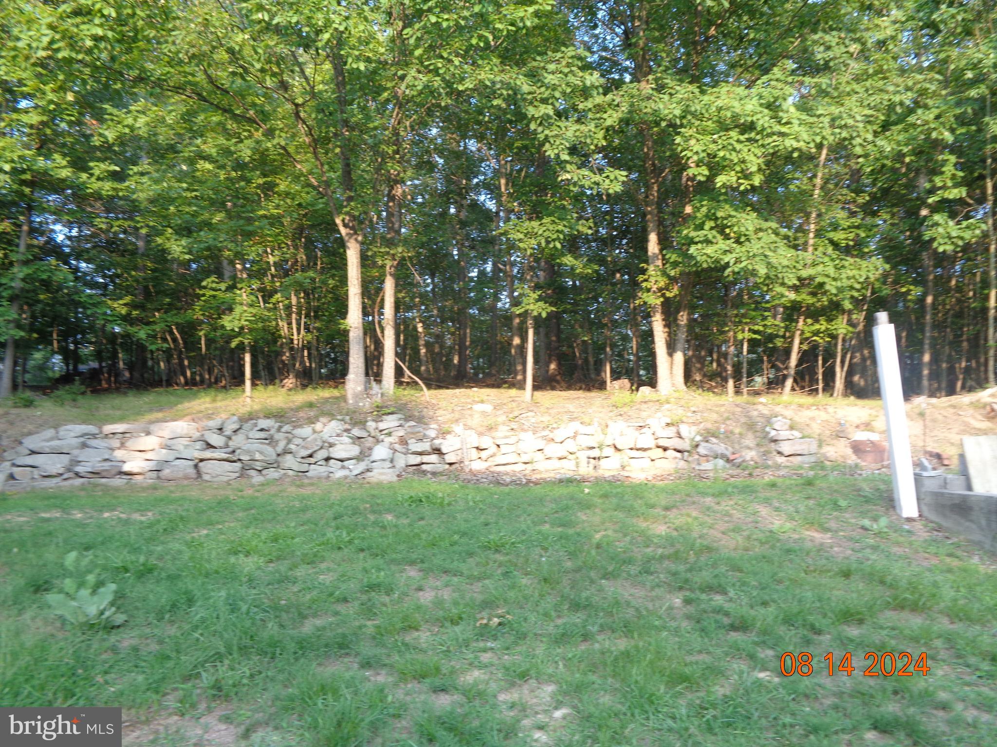 ROUND TOP ESTATES - Residential