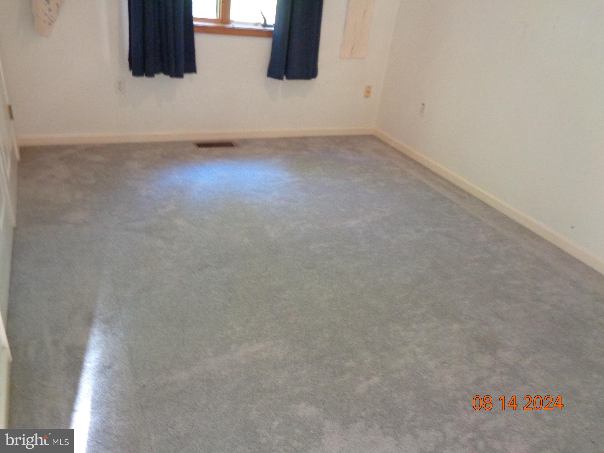 ROUND TOP ESTATES - Residential