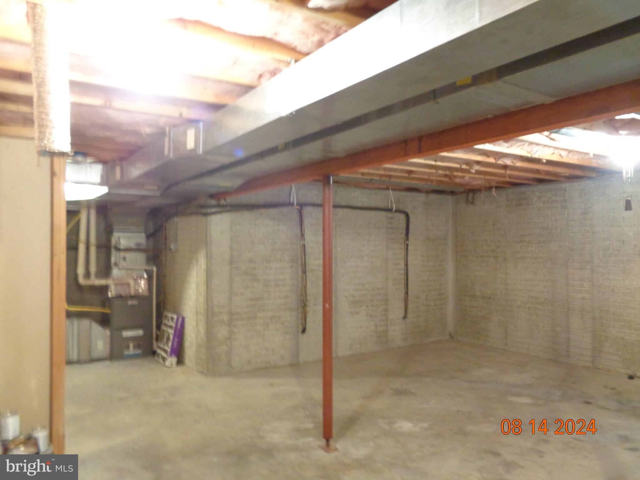 ROUND TOP ESTATES - Residential