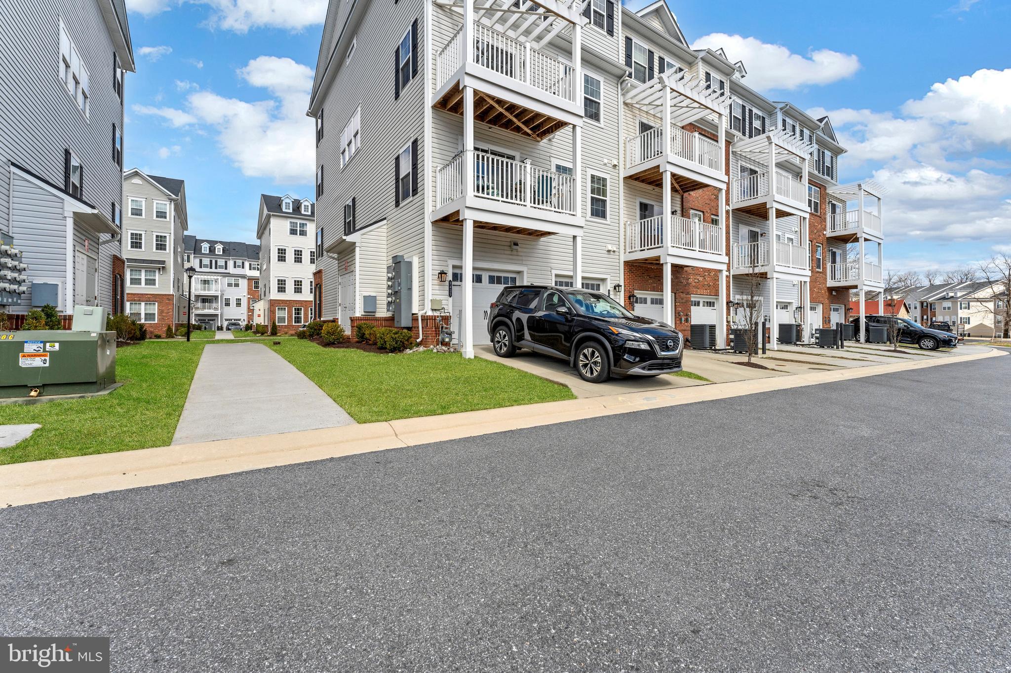 BALLARD GREEN - Residential